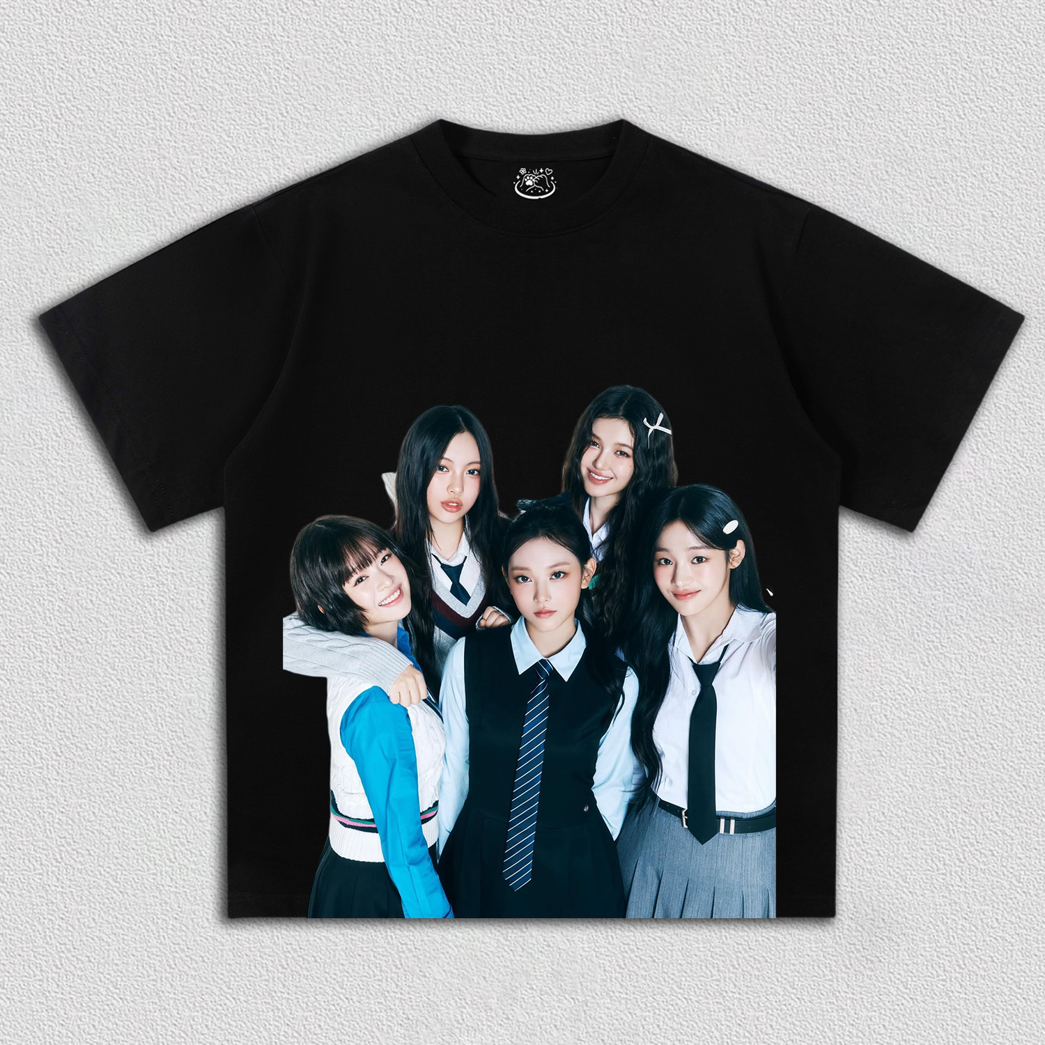 newjeans TEE