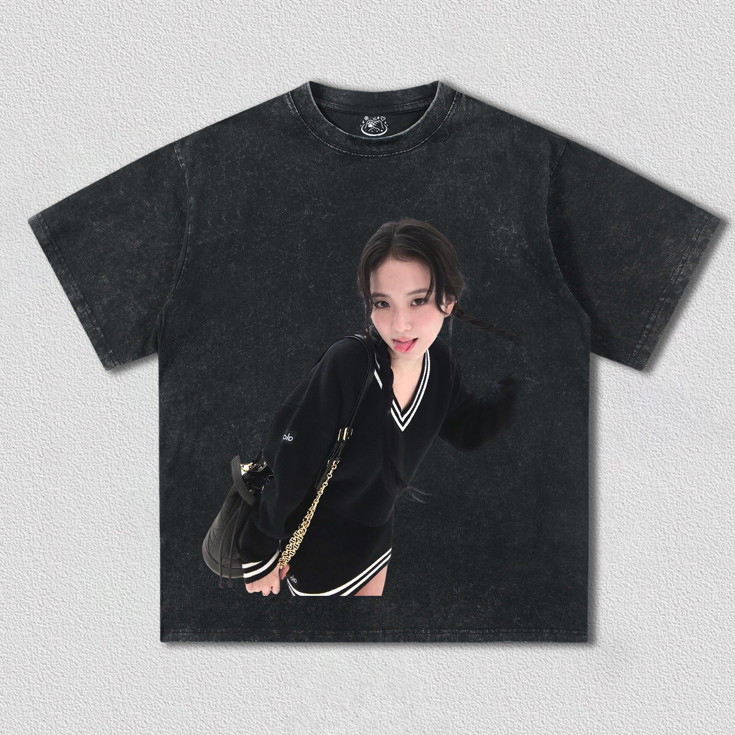 blackpink jisoo TEE
