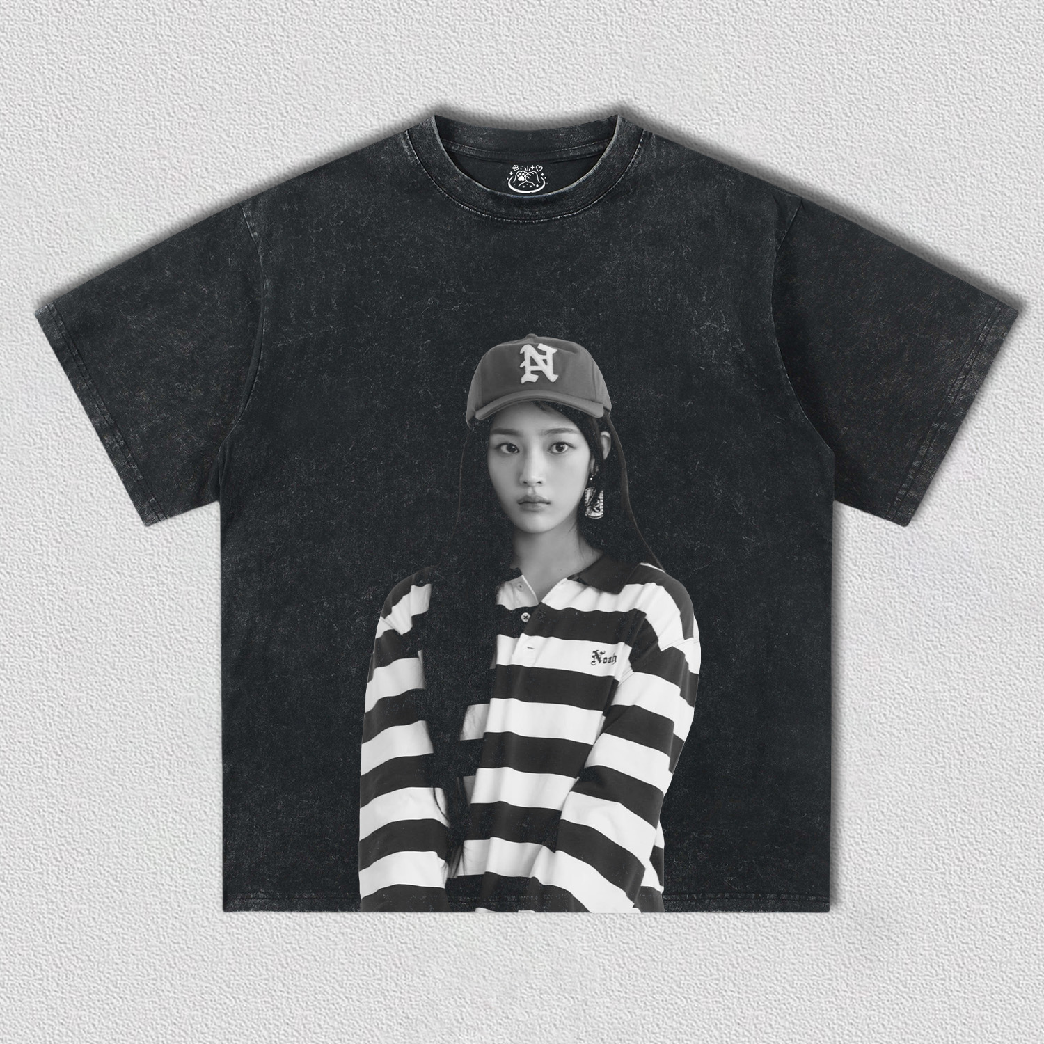 newjeans Minji TEE