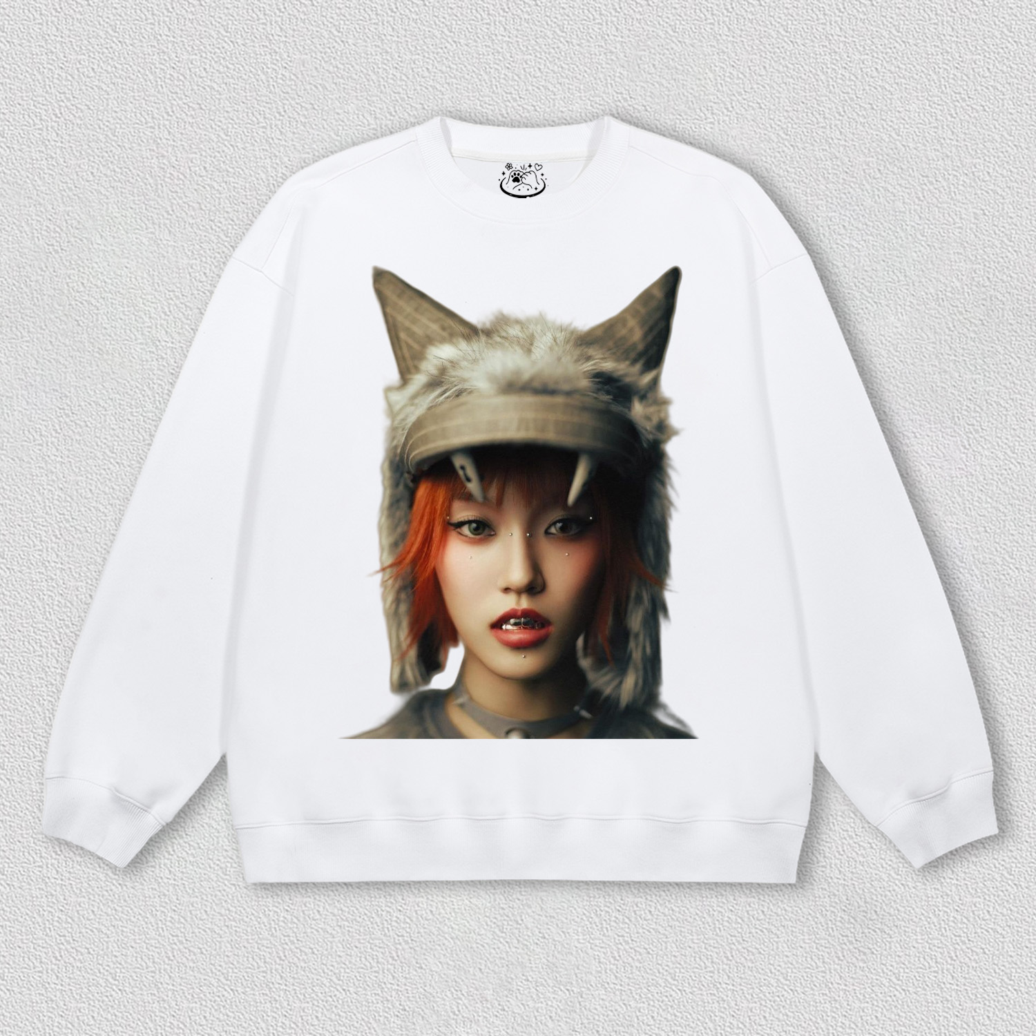 XG CHISA HOODIES