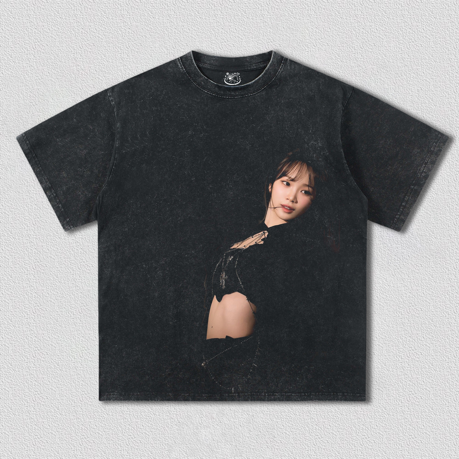 Chaewon TEE 9.16