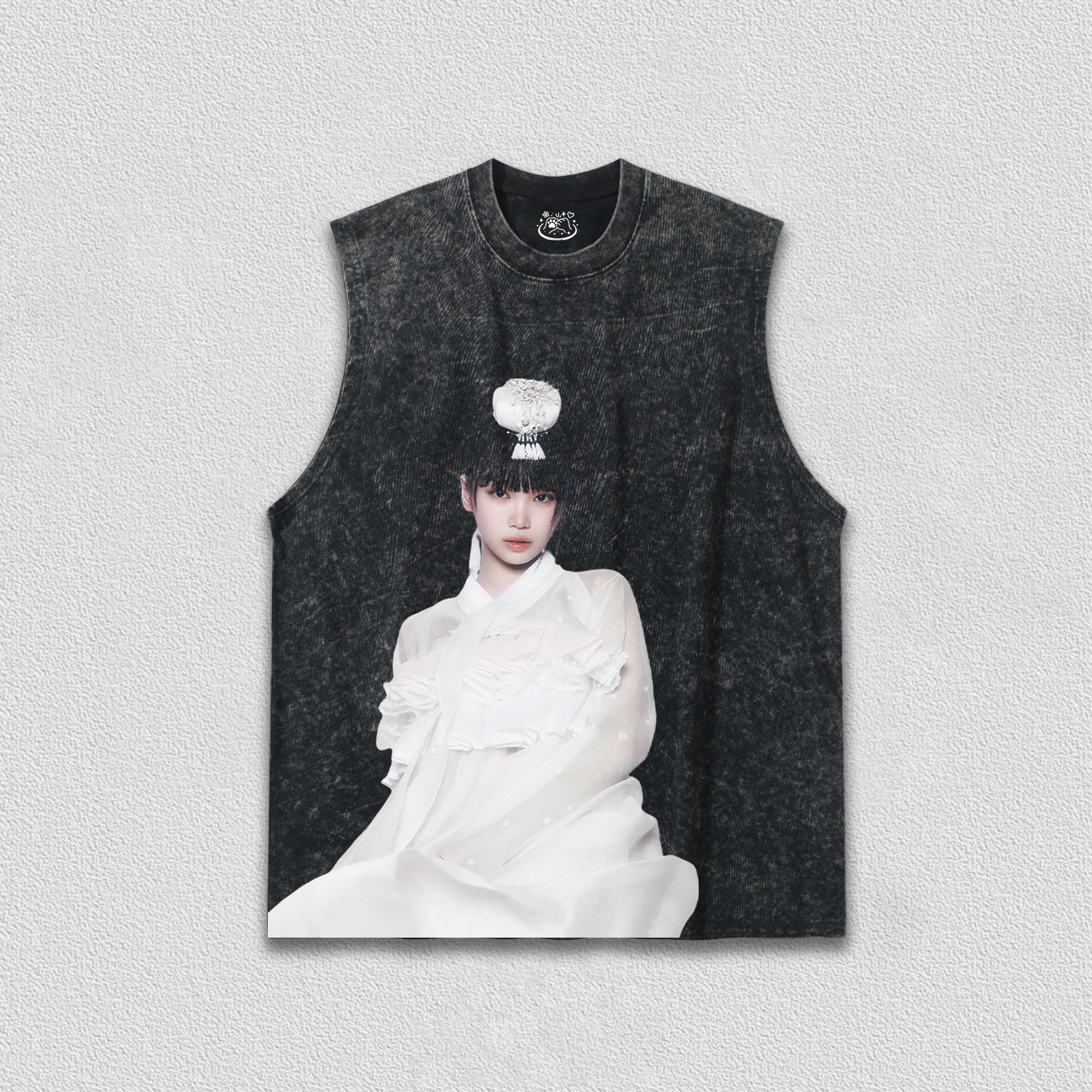 LE SSERAFIM Chaewon TEE