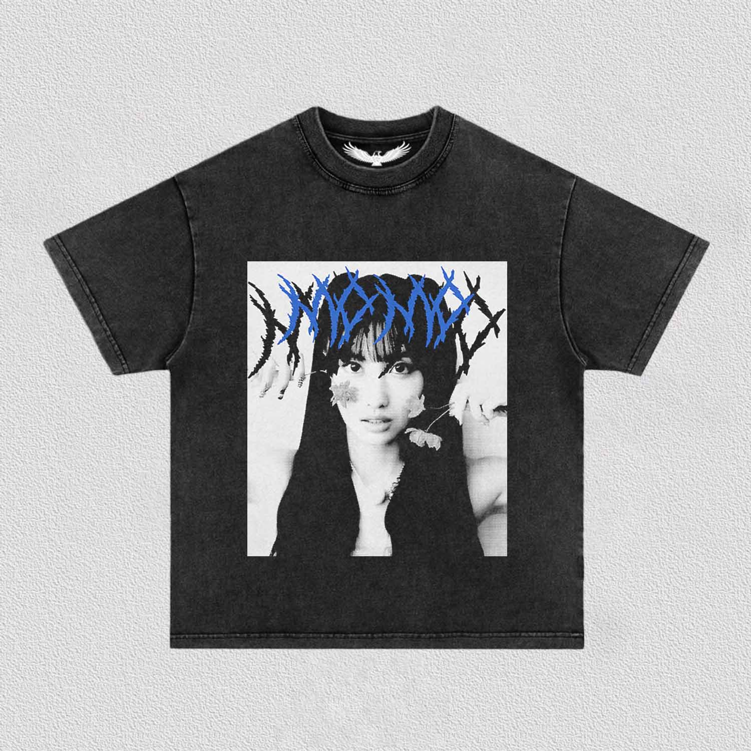 TWICE Momo TEE
