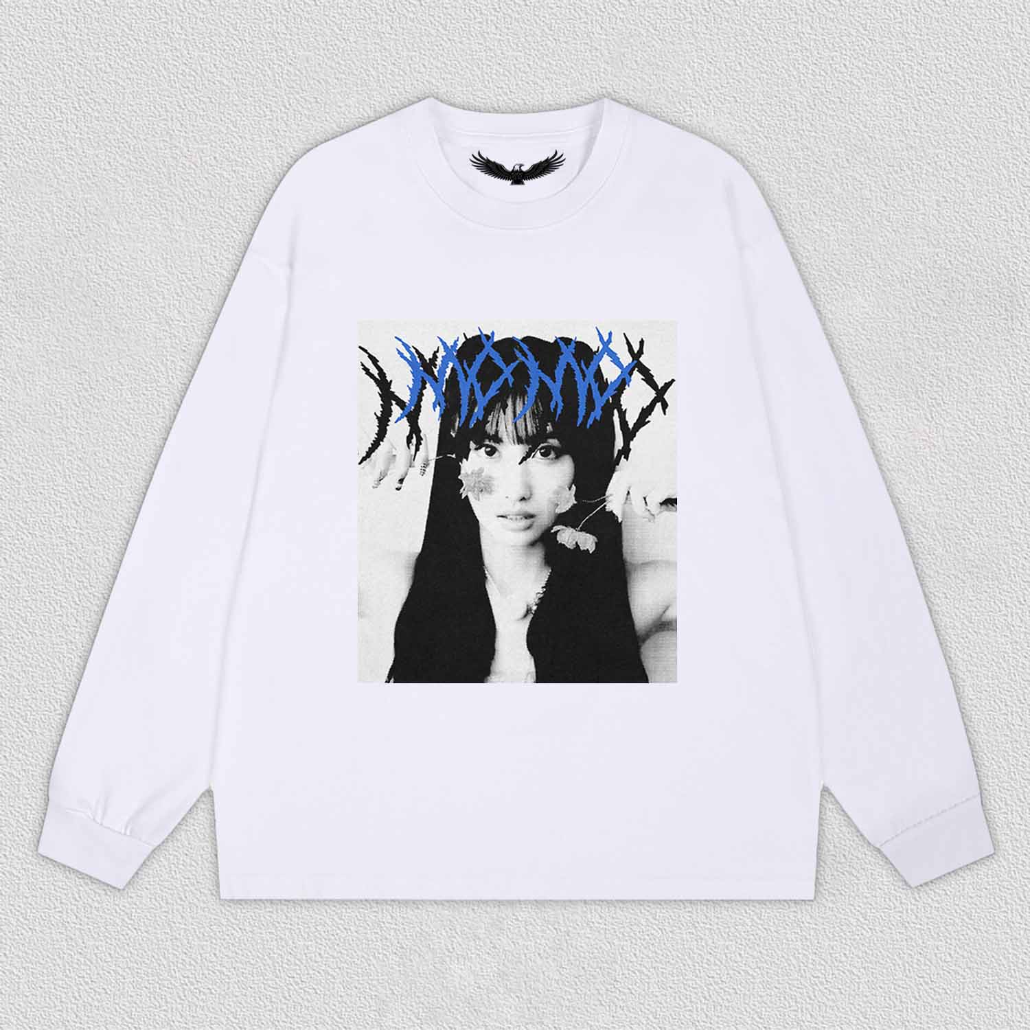TWICE Momo TEE