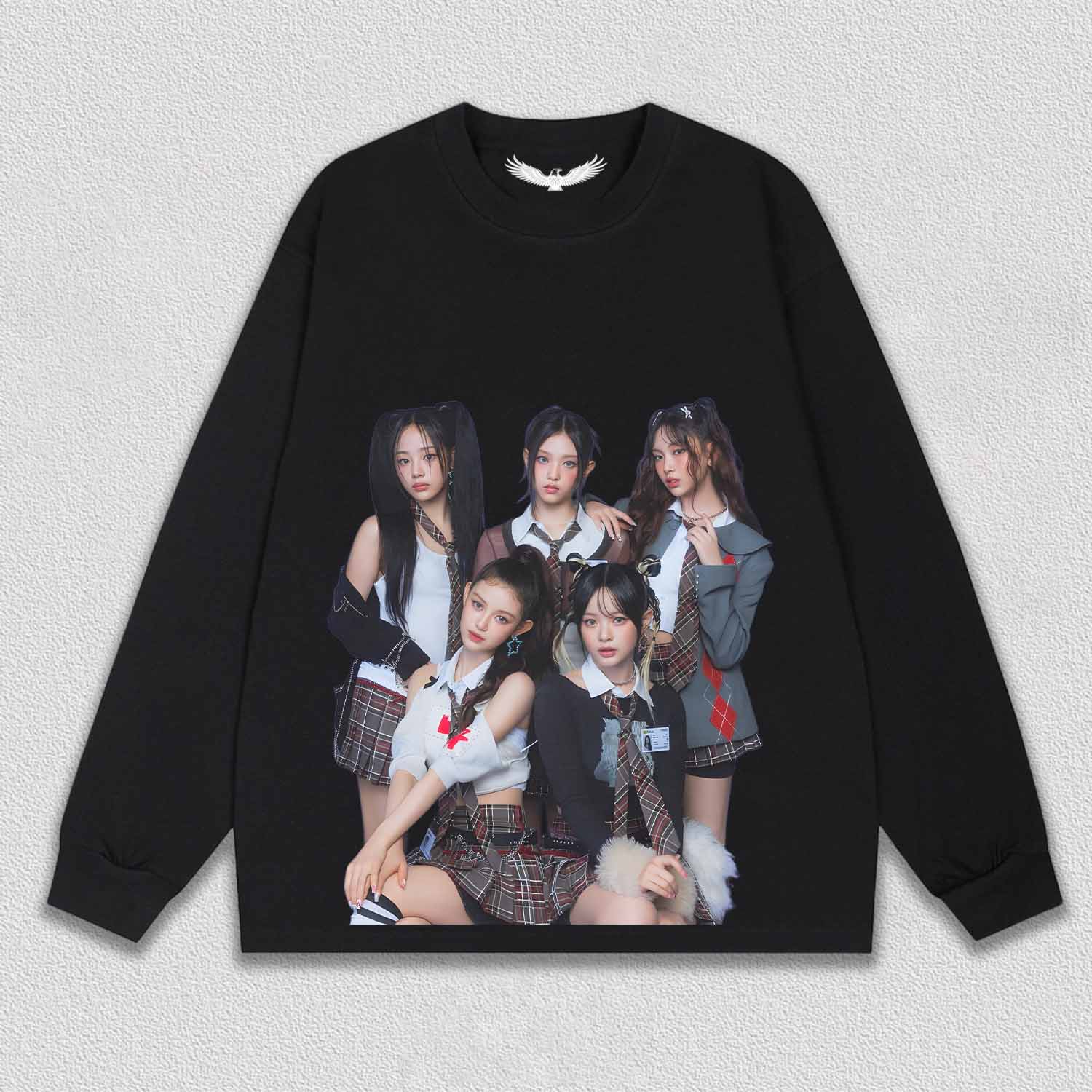NEWJEANS TEE S4