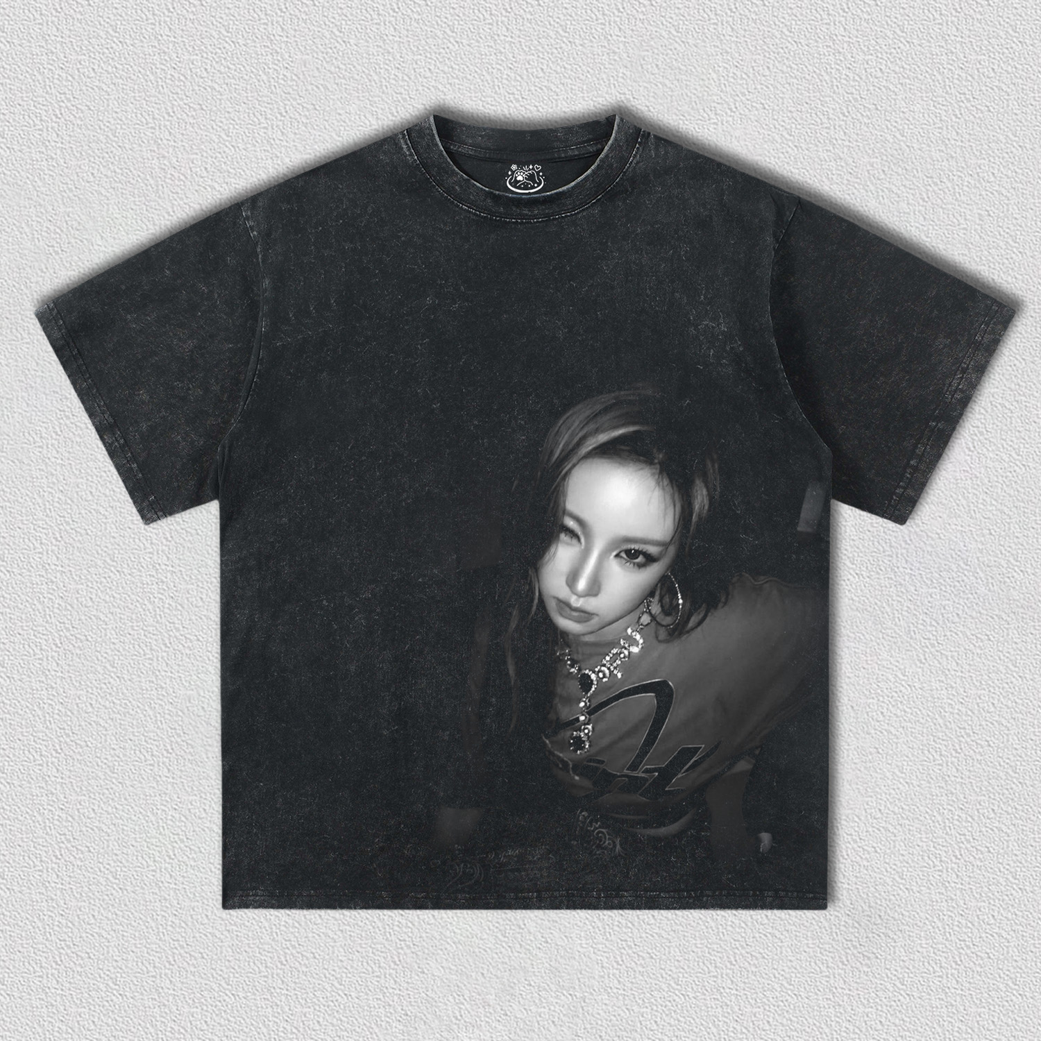 I-DLE YUQI TEE