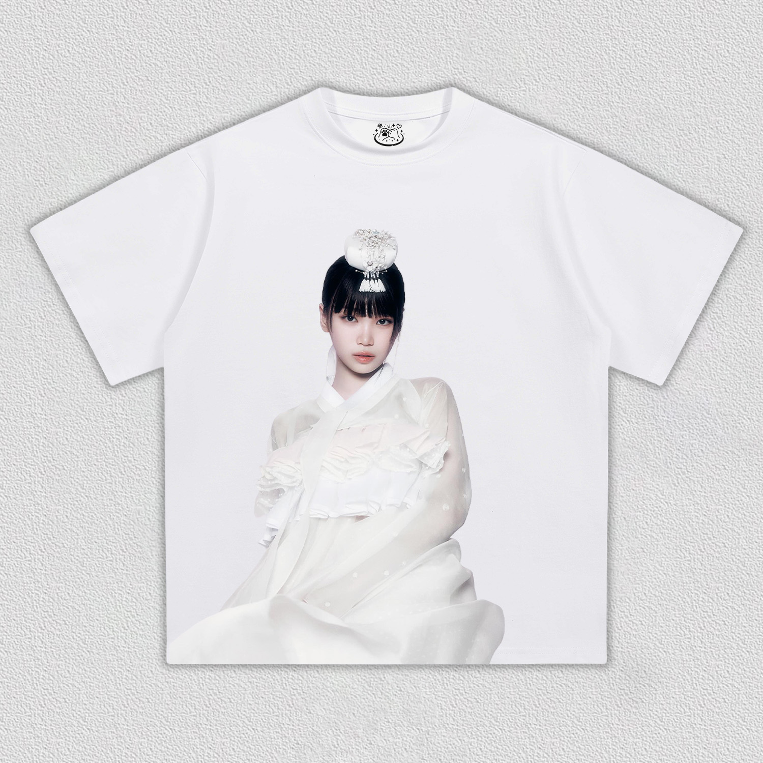 LE SSERAFIM Chaewon TEE