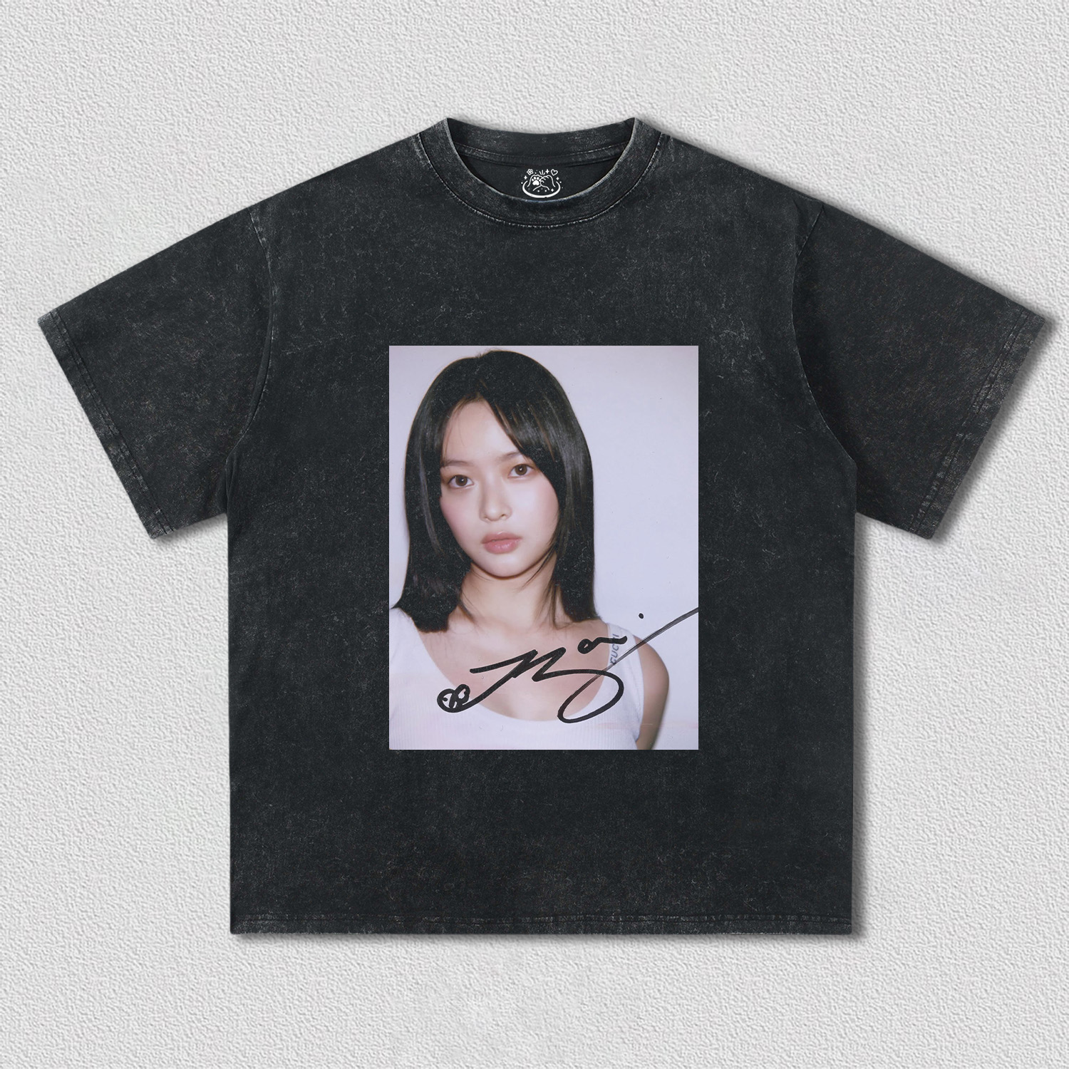 NewJeans Hann TEE