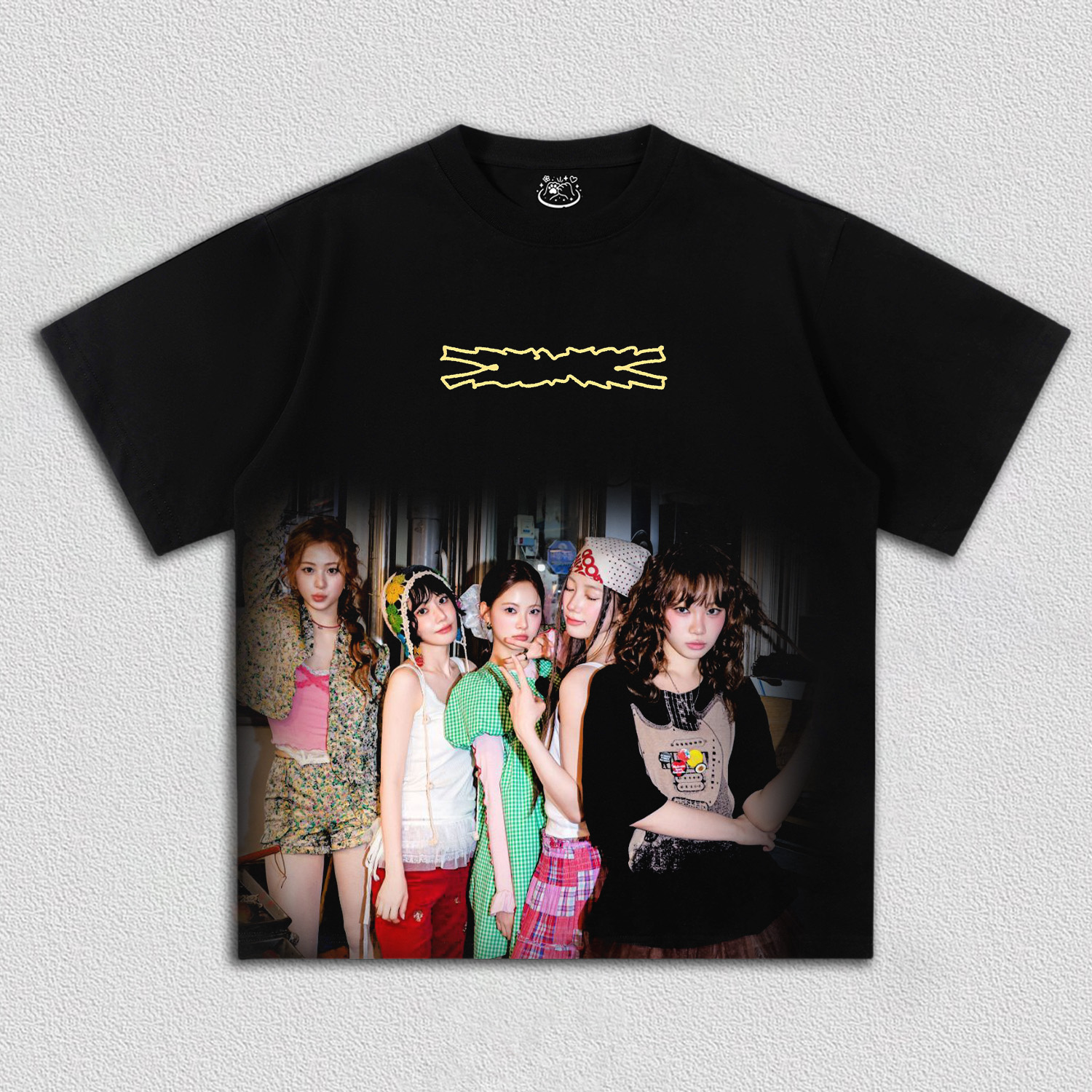 le sserafim TEE-1