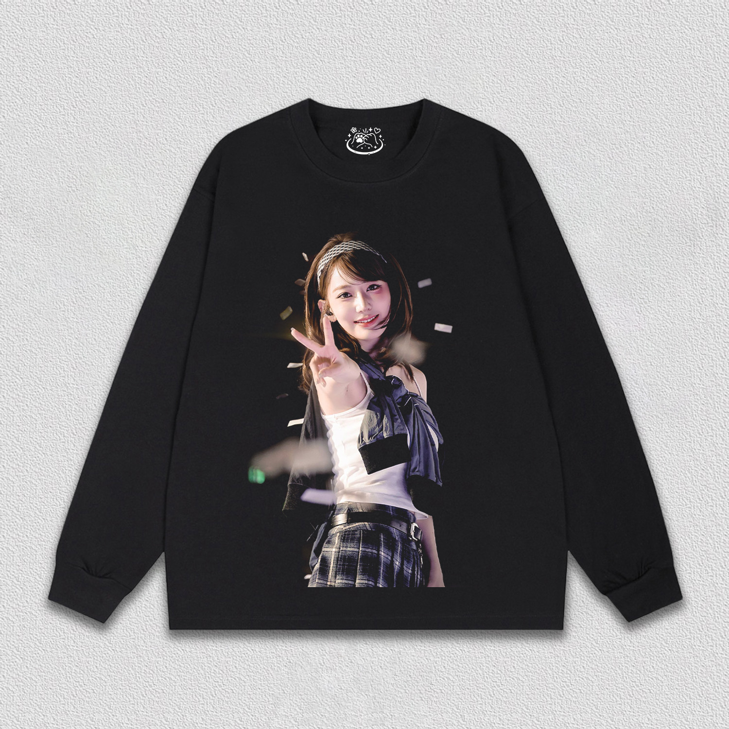 lesserafim sakura TEE 9.10