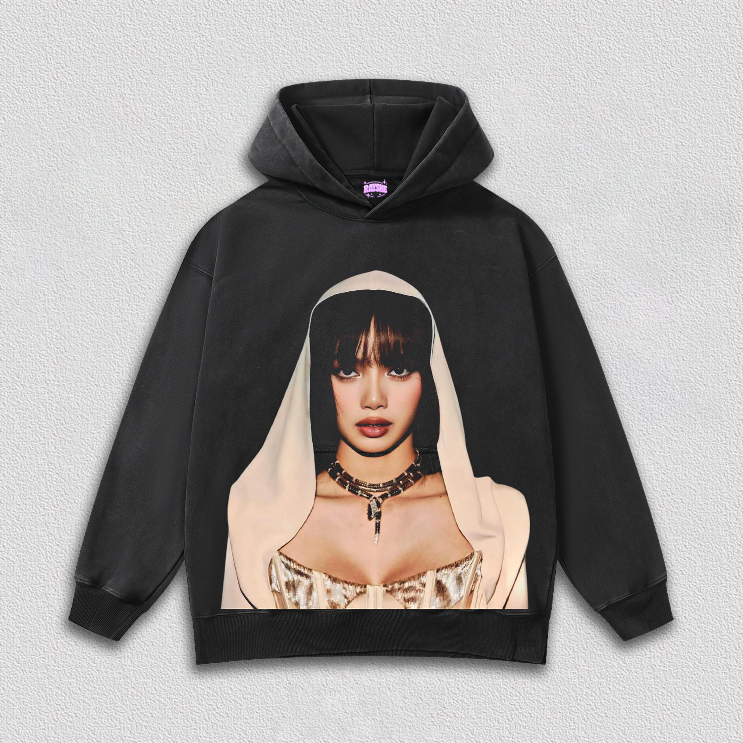 lisa TEE