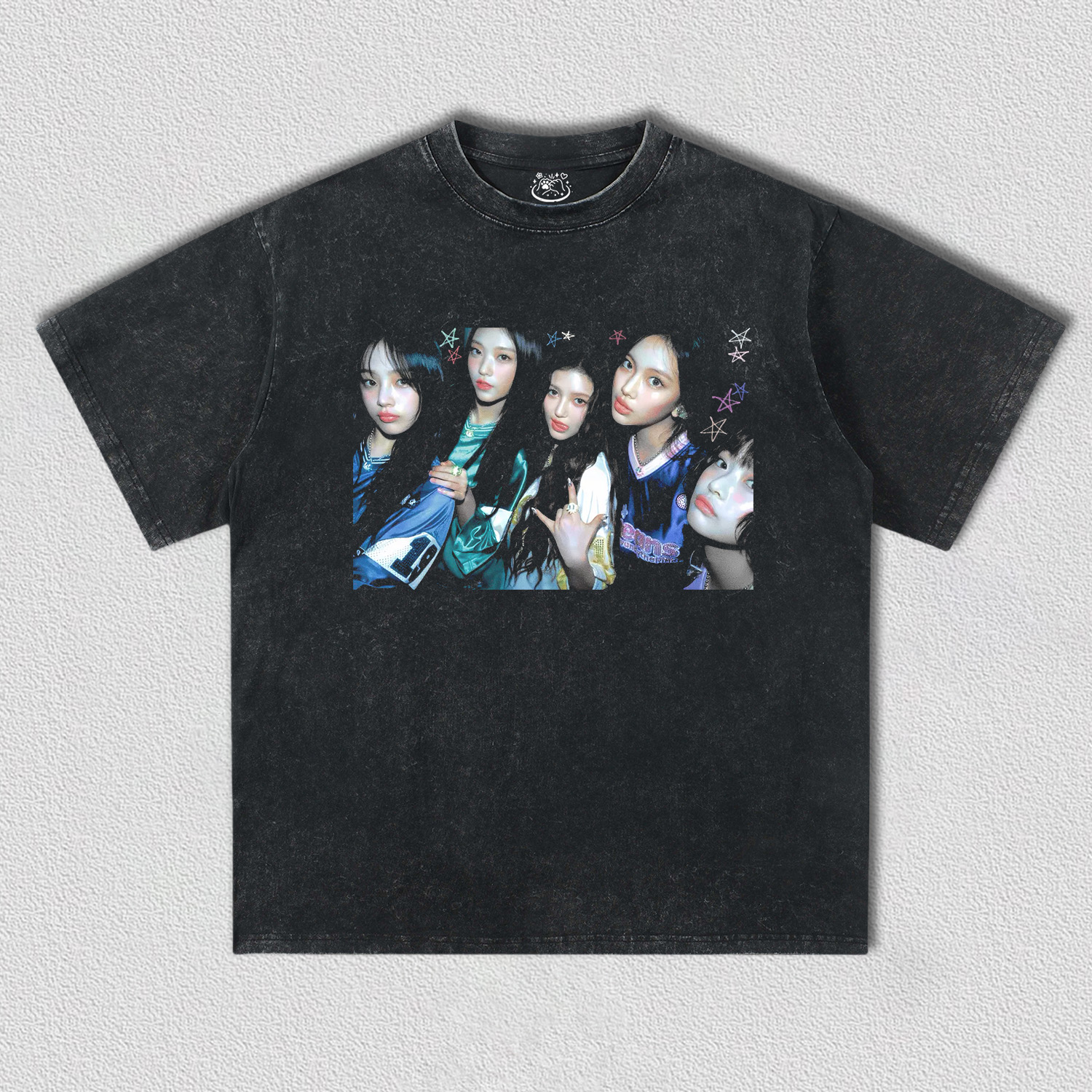 new jeans TEE