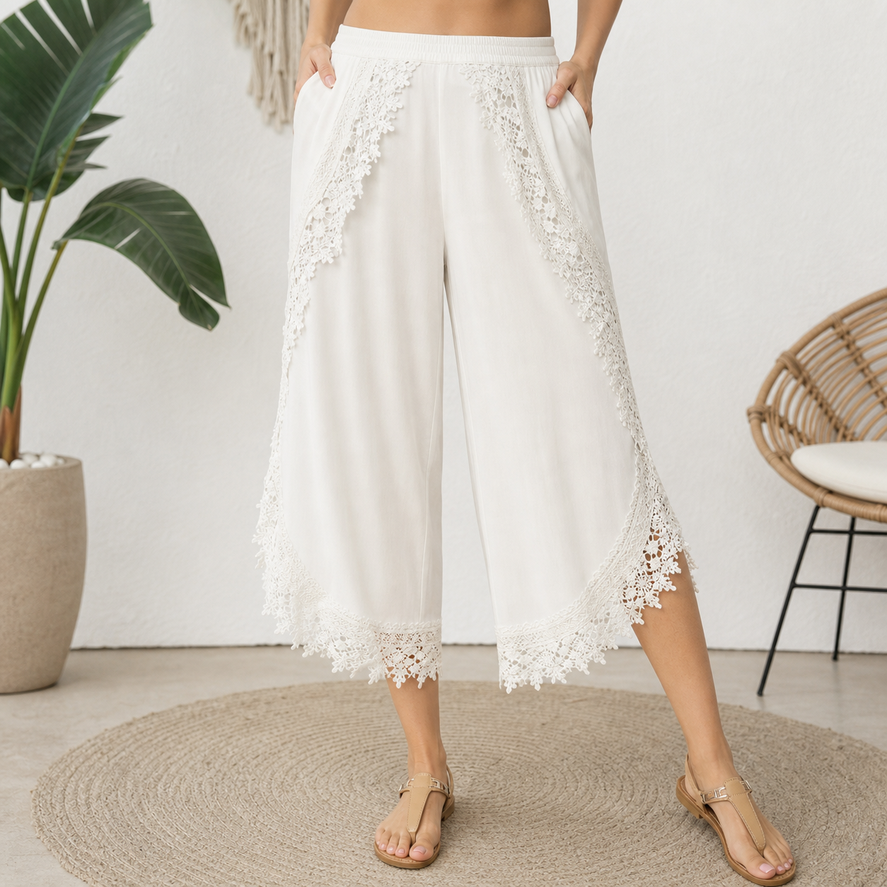 🔥CLEARANCE SALE🔥 Lace-Trim Wide-Leg Capri Pants - Ivory