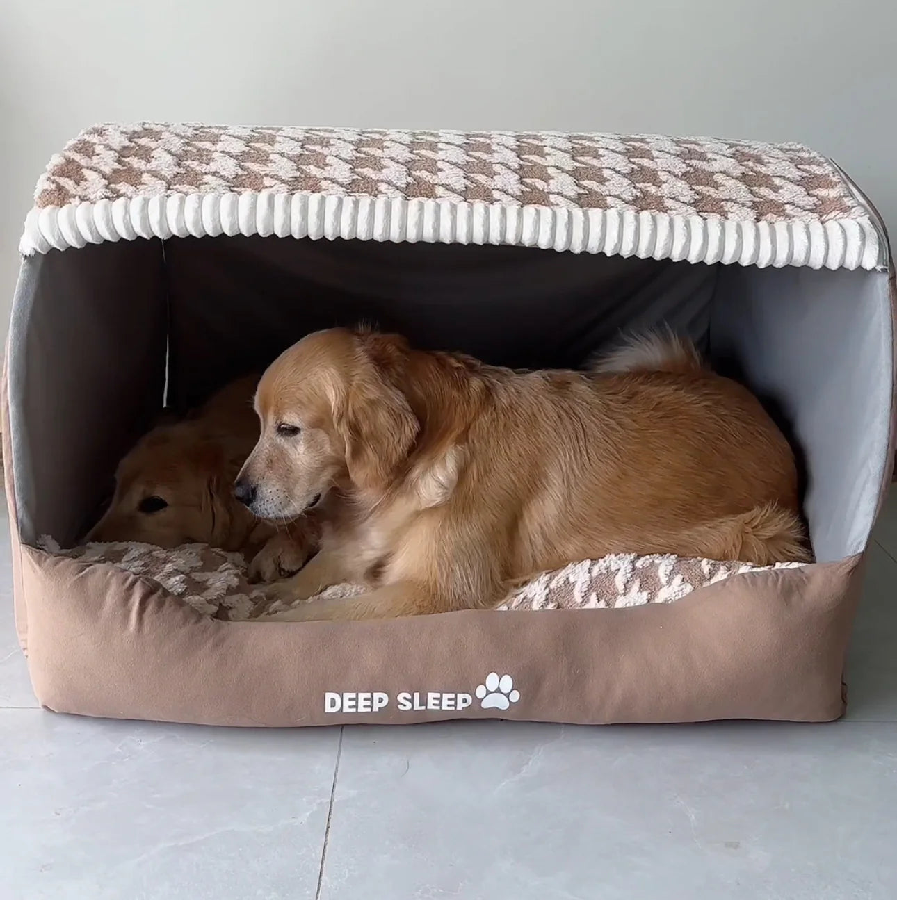 Luxury Cozy Dog House - Soft Indoor Pet Cave Bed with Removable Cushion-北京欧布科技有限公司