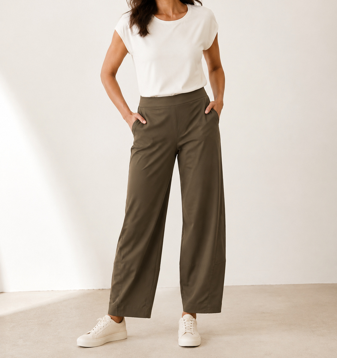 Coffee Aria barrel-leg pants on a model