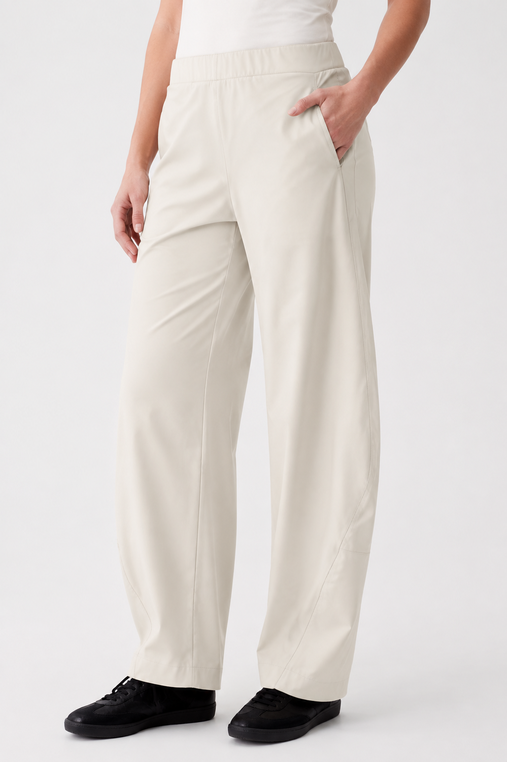 Aria barrel-leg pants detail waist