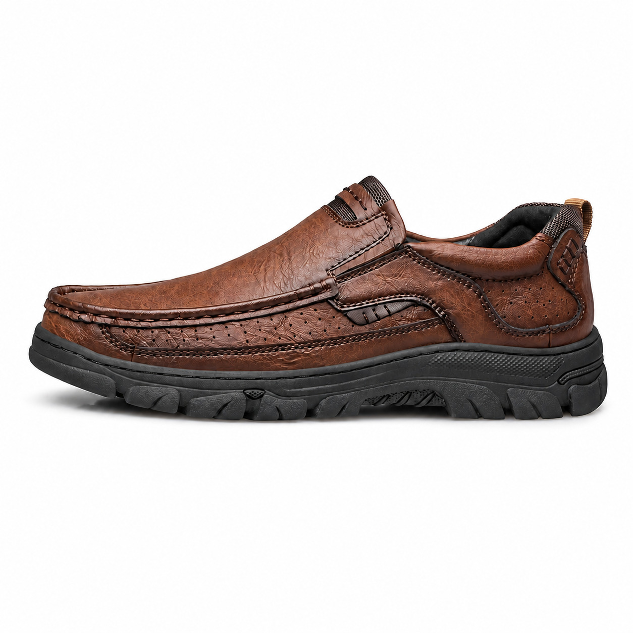 Breathable Everyday Details – Easy Slip-On Comfort for Everyday Walking