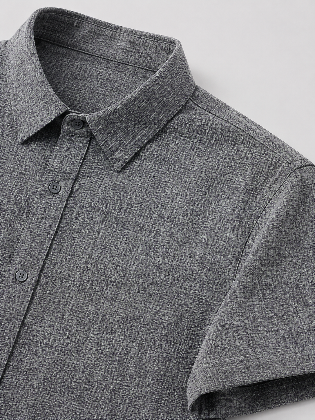 Calder shirt collar, placket and seam details