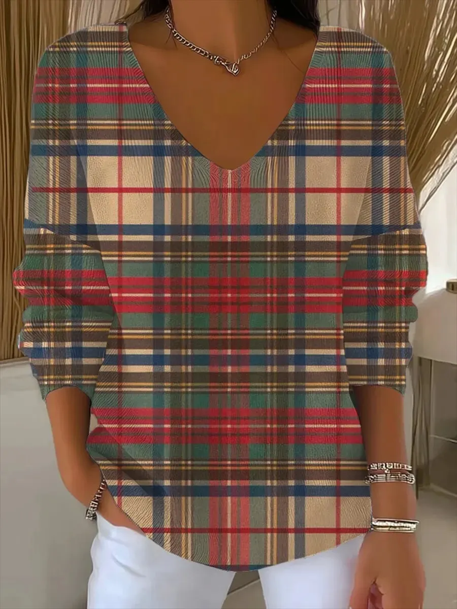 Vintage Plaid Art Print Casual Sweater