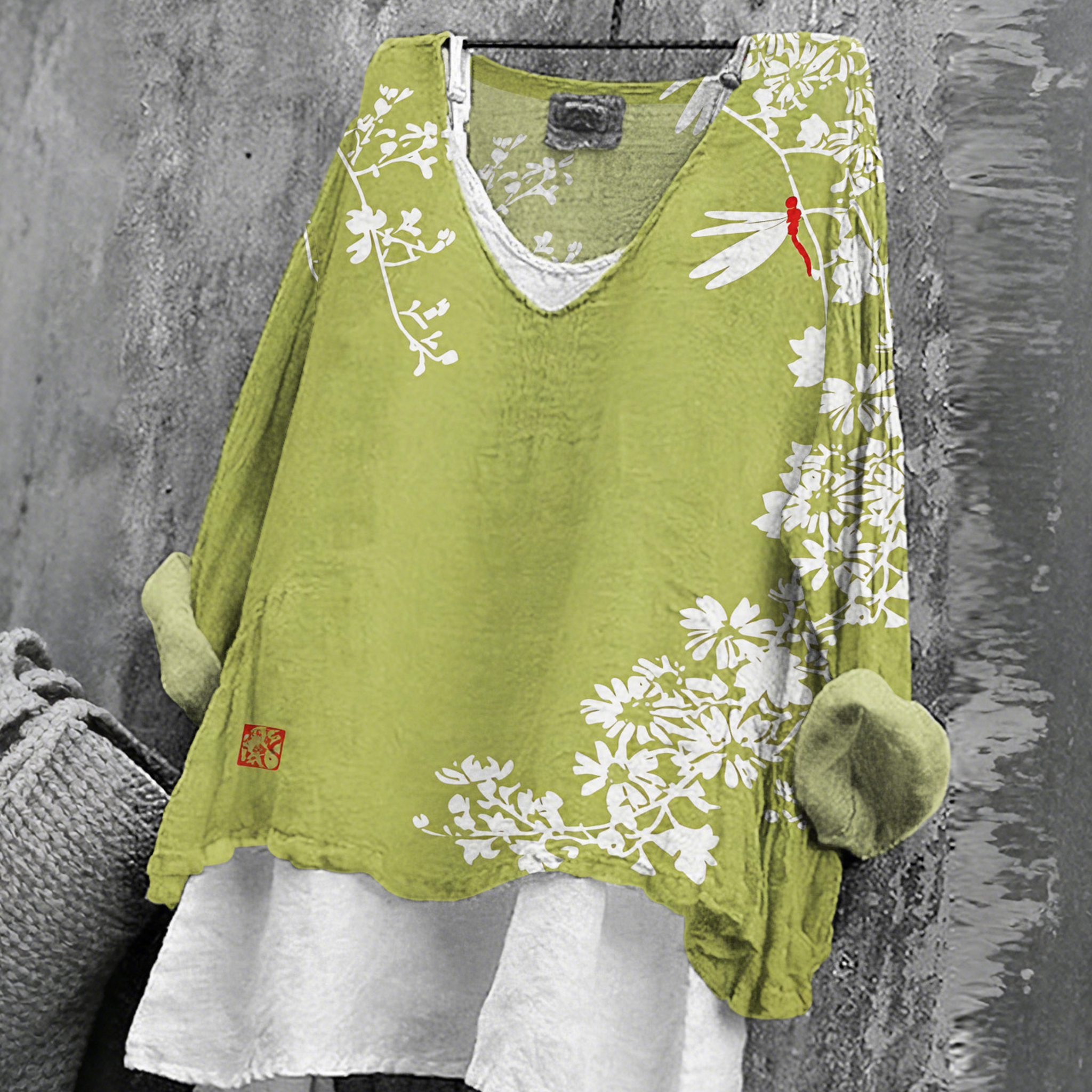 Japanese Floral Art Print V-neck T-shirt