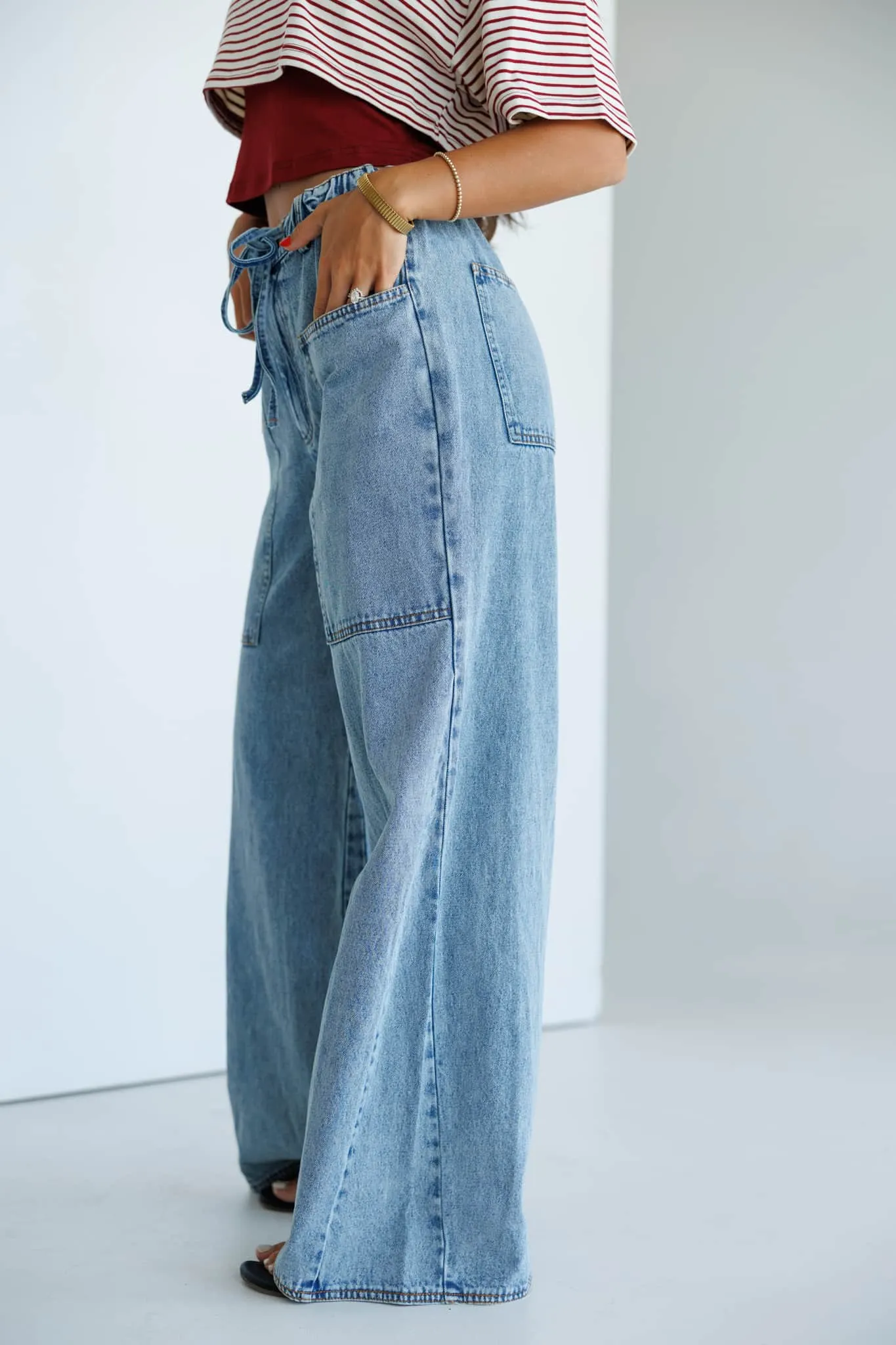 Washed Wide-Leg Jeans