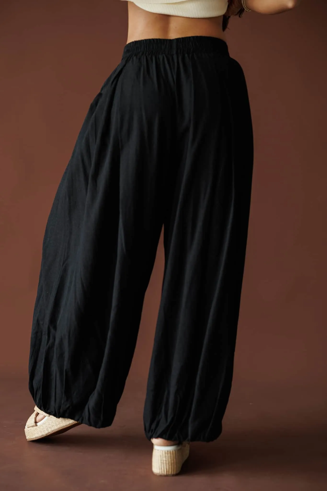 Balloon Fit Elastic Waist Pants