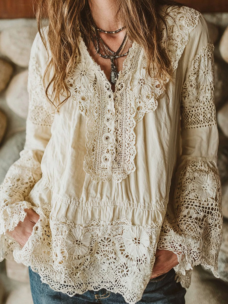 Women's Retro Froal With Lace Embroidery Art V-neck Shirt