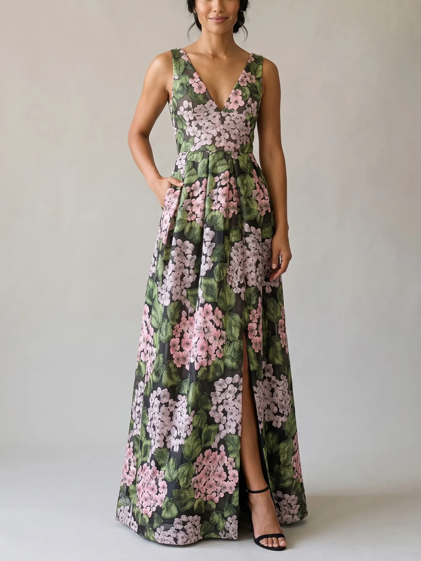V-Neck Sleeveless Floral Chiffon A-line Maxi Dress