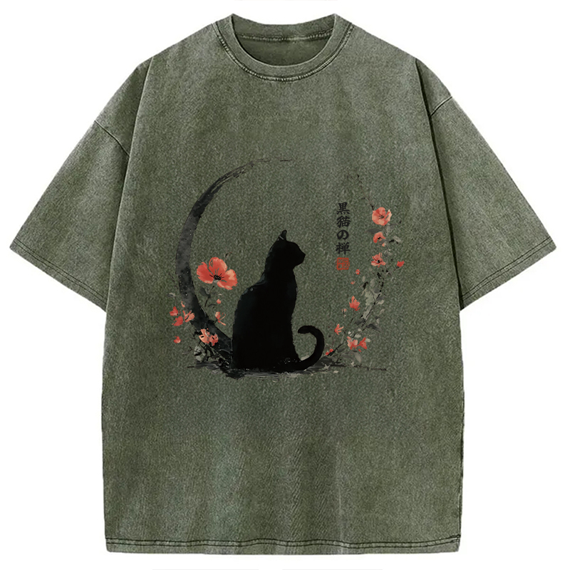 Black Cat & Flowers Washed T-shirt