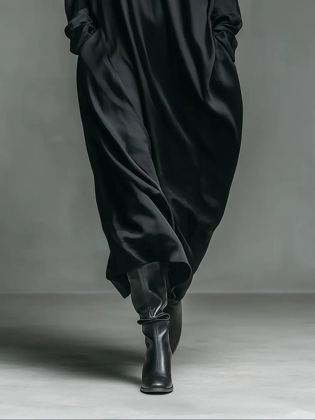 Casual Black Glossy Satin Long-sleeved Loose-fitting Maxi Dress