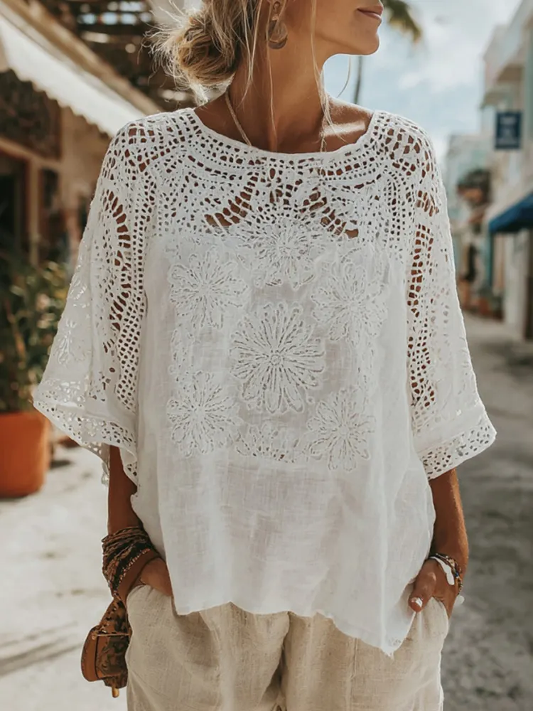 Women's Lace Embroidered Floral Crew Neck T-shirt