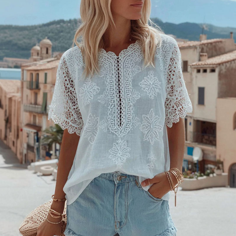 Women's Lace Embroidered Floral Crew Neck T-shirt