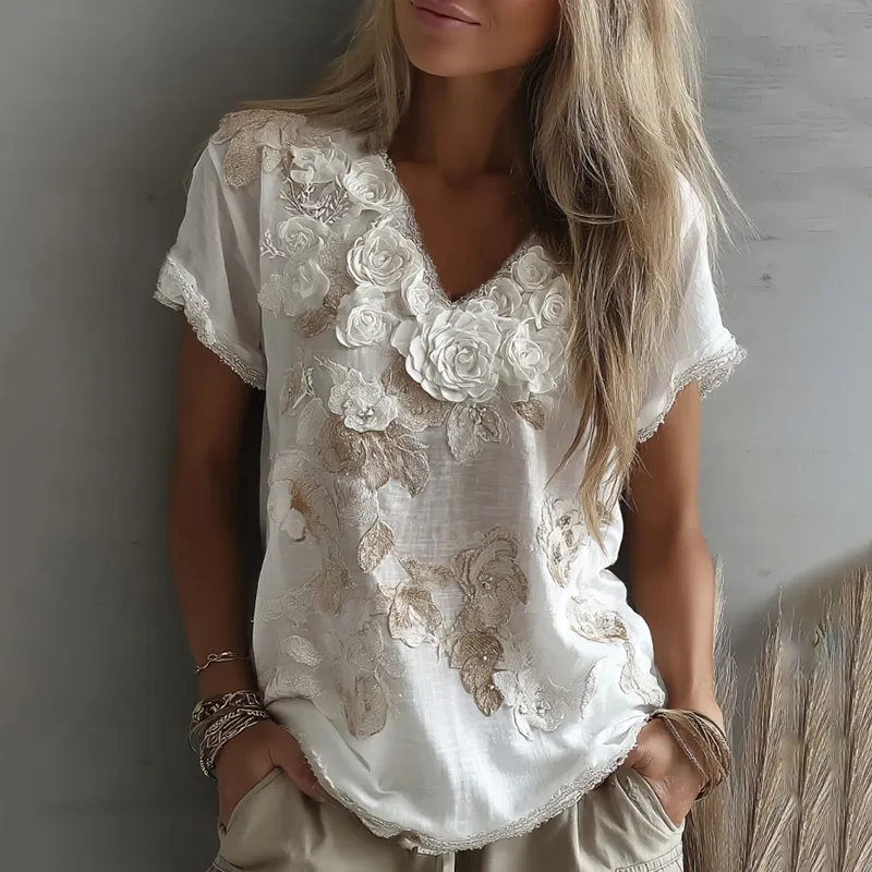 Women's White Rose Embroidery Art V-neck Short Sleeve T-shirt