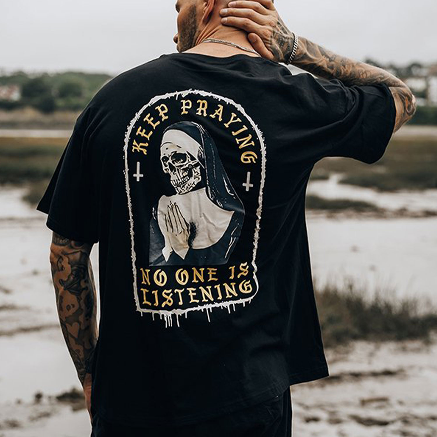 KEEP PRAYING NO ONE IS LISTENING Skull Graphic Black Print Men's T-shirt