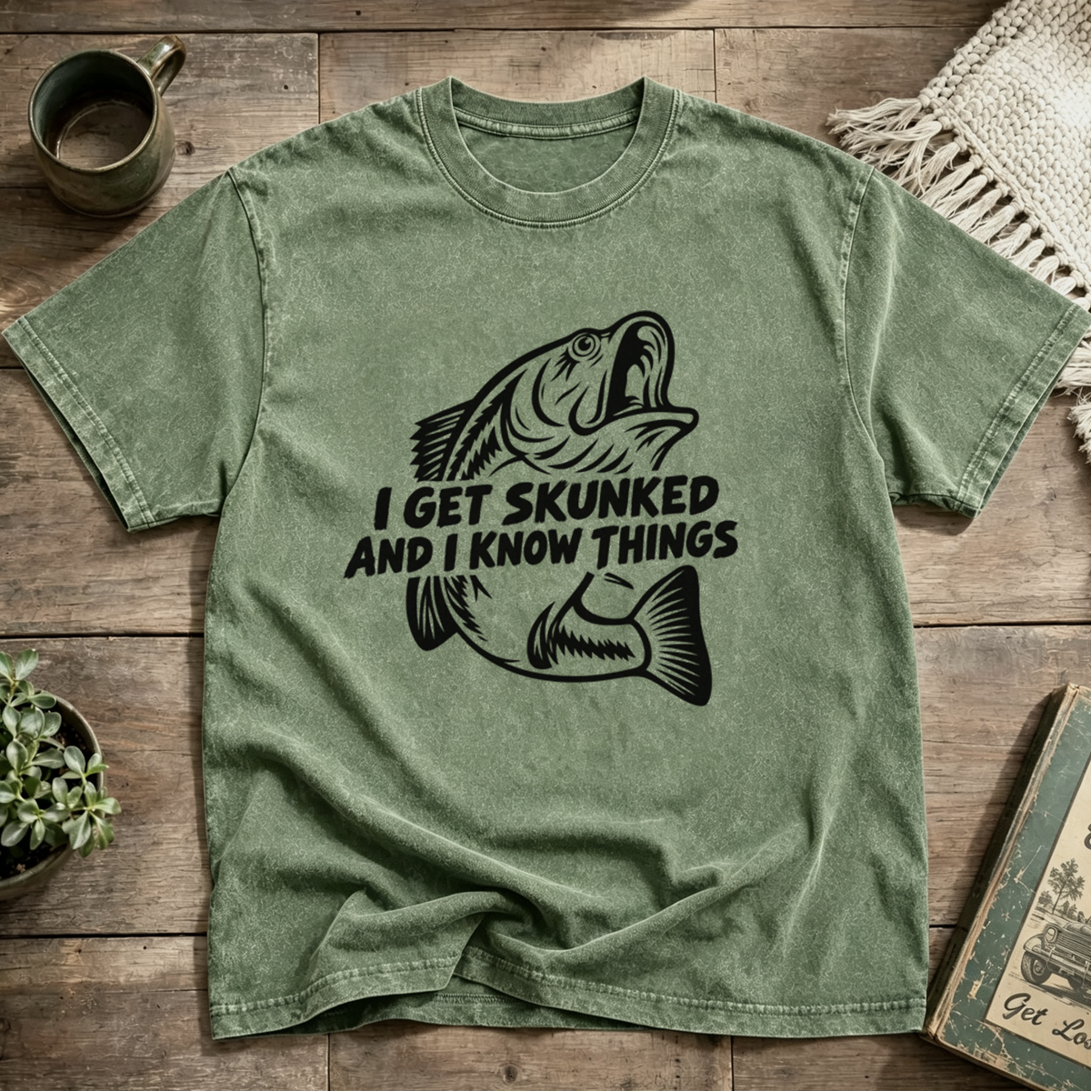 I GET SKUNKED AND I KNOW THINGS Washed T-Shirt
