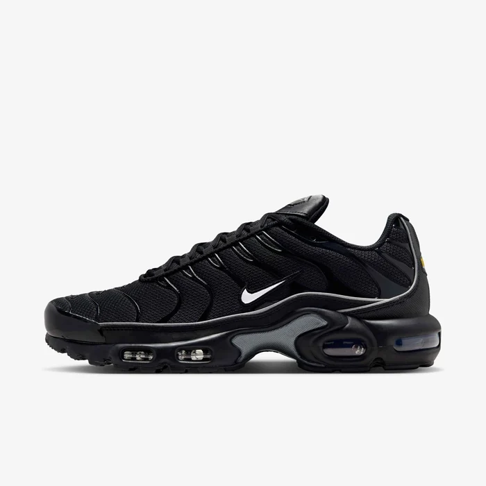 Men's Shoes With Reflective Design Accents