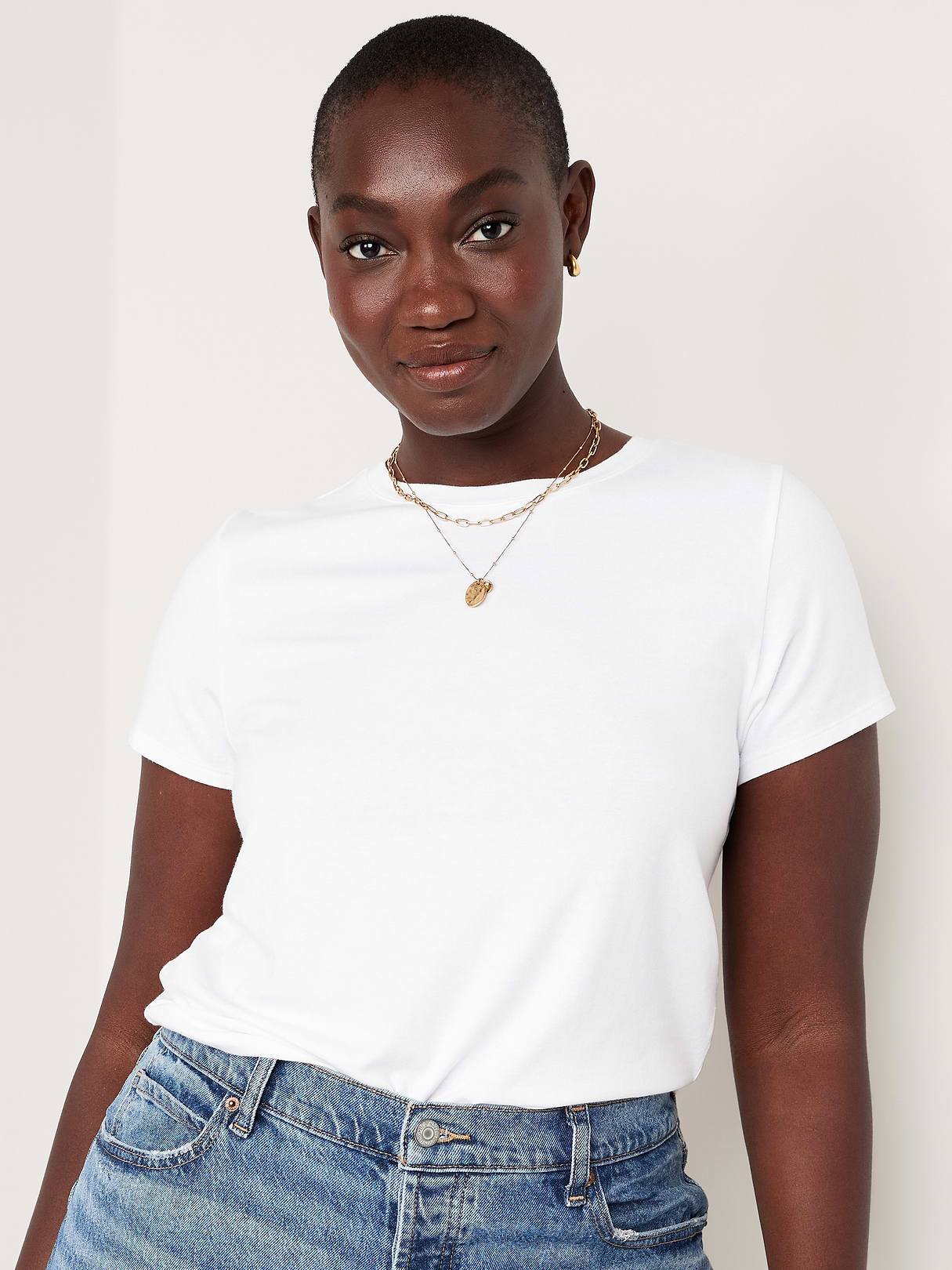 Bestee Crop T-Shirt - White Lilies