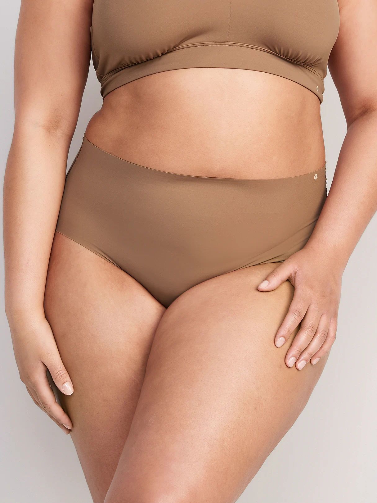 High-Waisted No-Show Brief Underwear - Cocoa Fawn