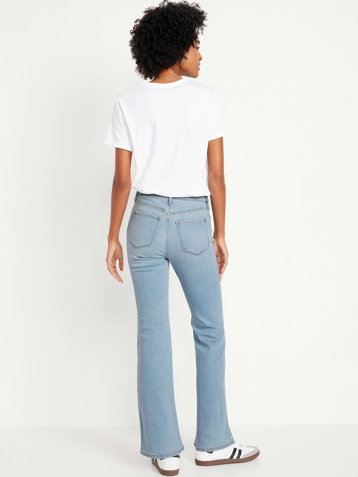 High-Waisted Wow Flare Jeans - Light Wash