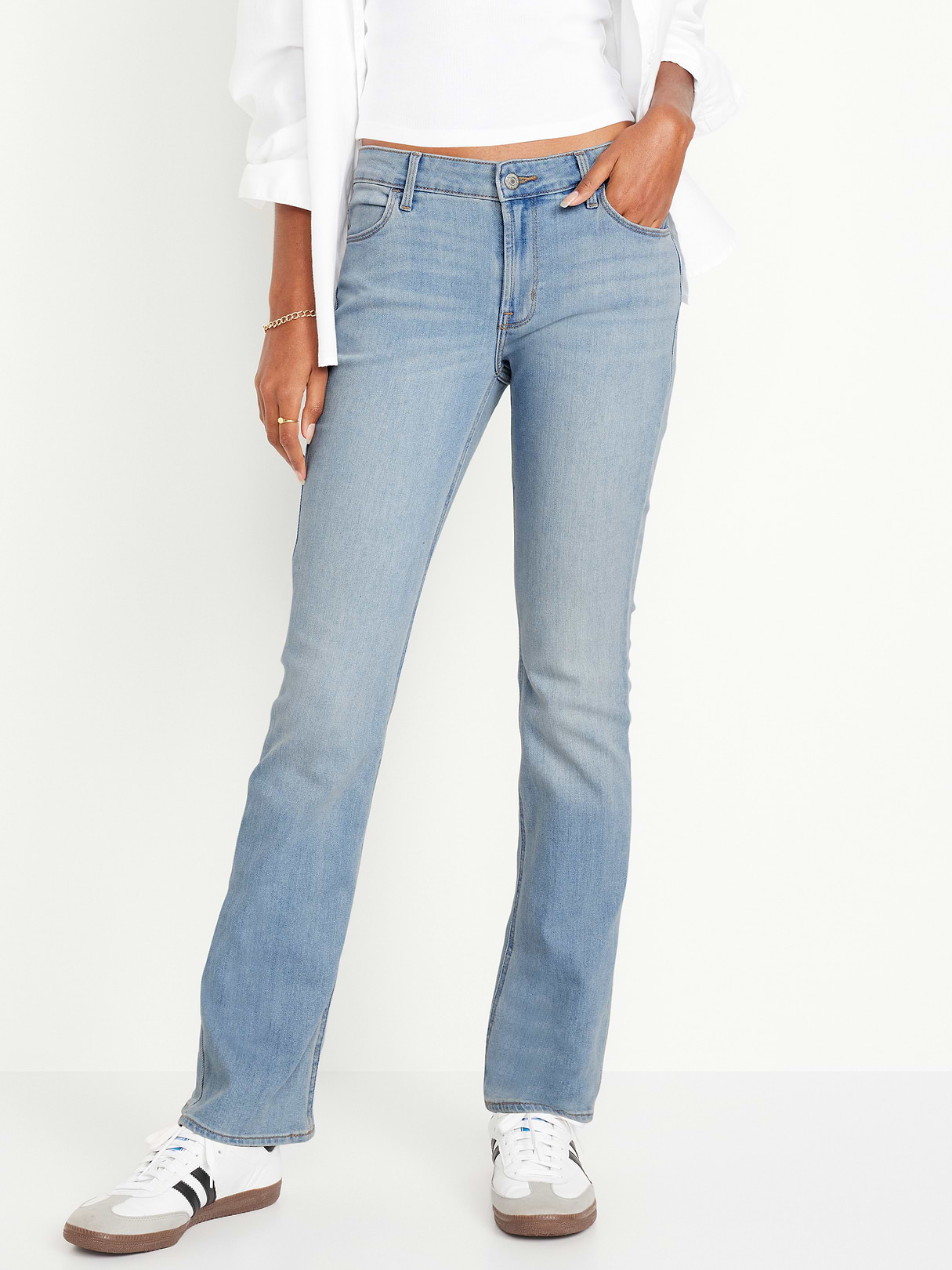 Mid-Rise Wow Boot-Cut Jeans - Light Wash