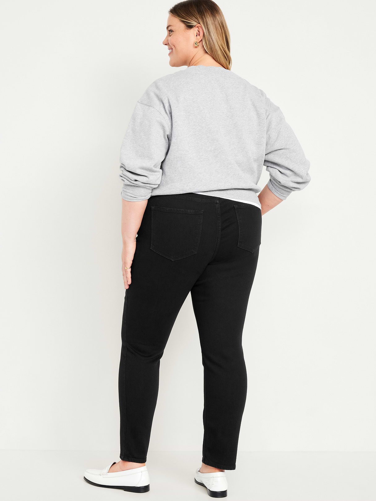 High-Waisted Wow Straight Ankle Jeans - Black Jack