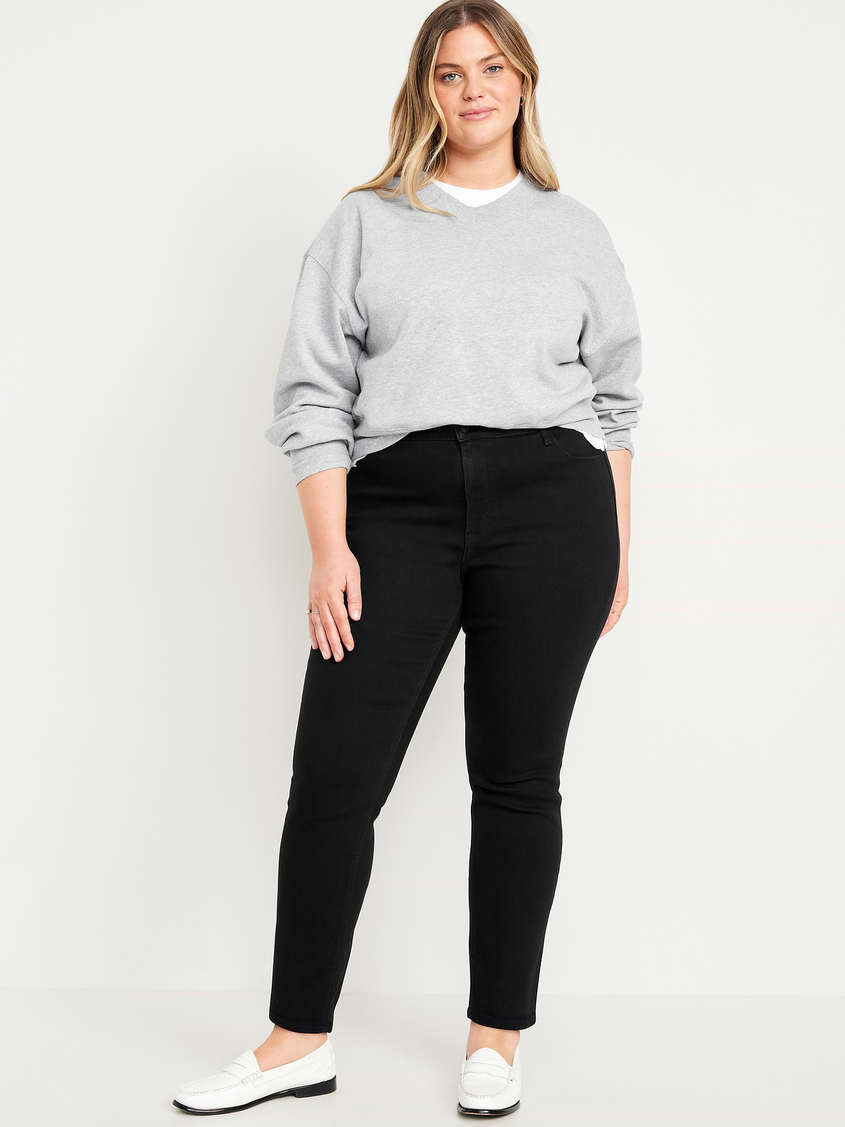 High-Waisted Wow Straight Ankle Jeans - Black Jack