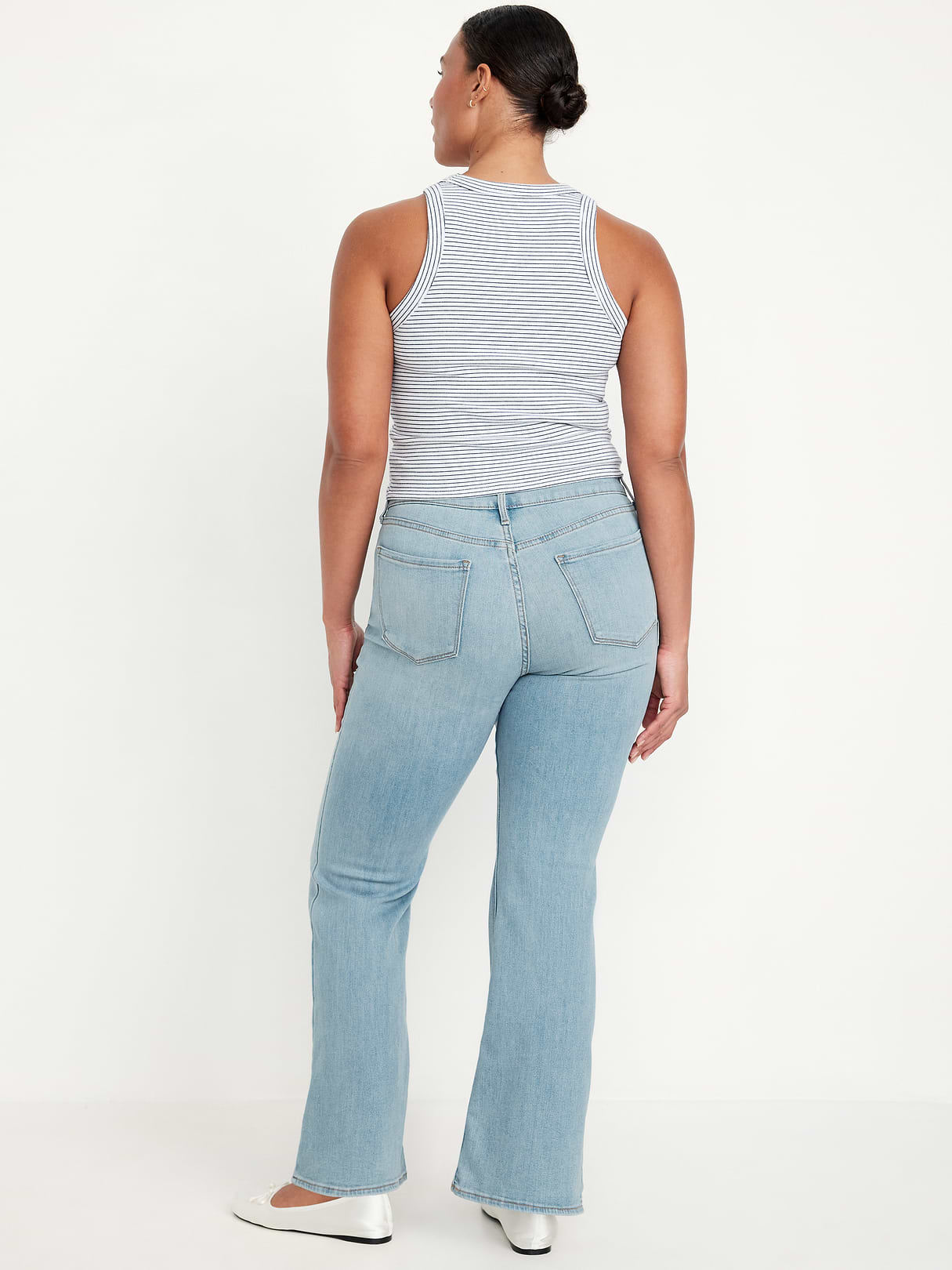 High-Waisted Wow Flare Jeans - Light Wash