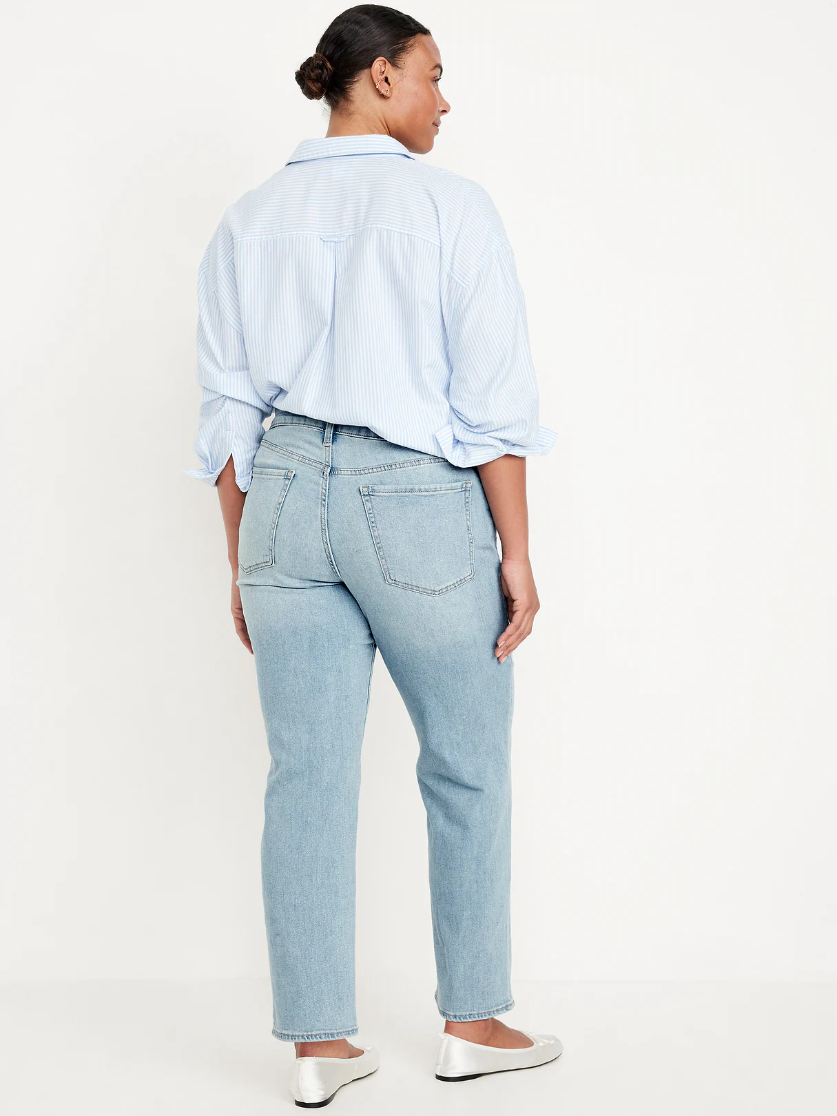 High-Waisted Wow Loose Jeans - Light Wash
