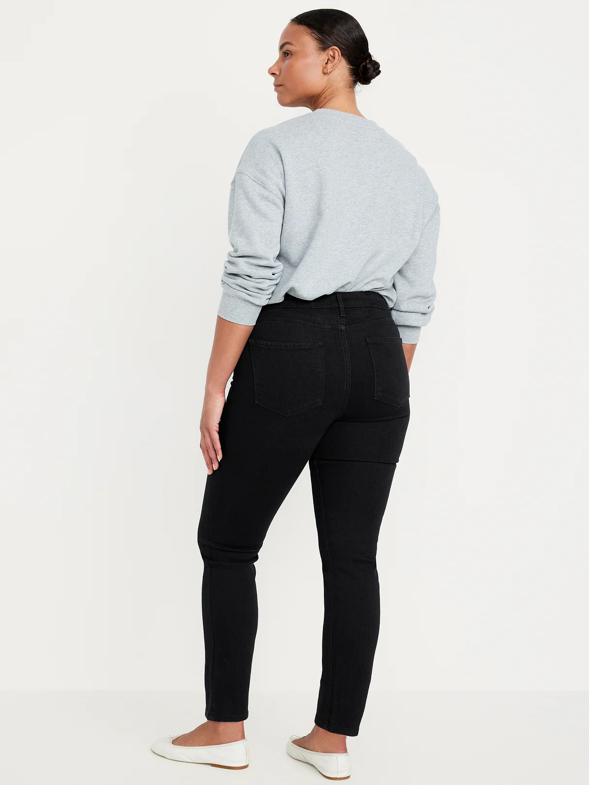 High-Waisted Wow Straight Ankle Jeans - Black Jack