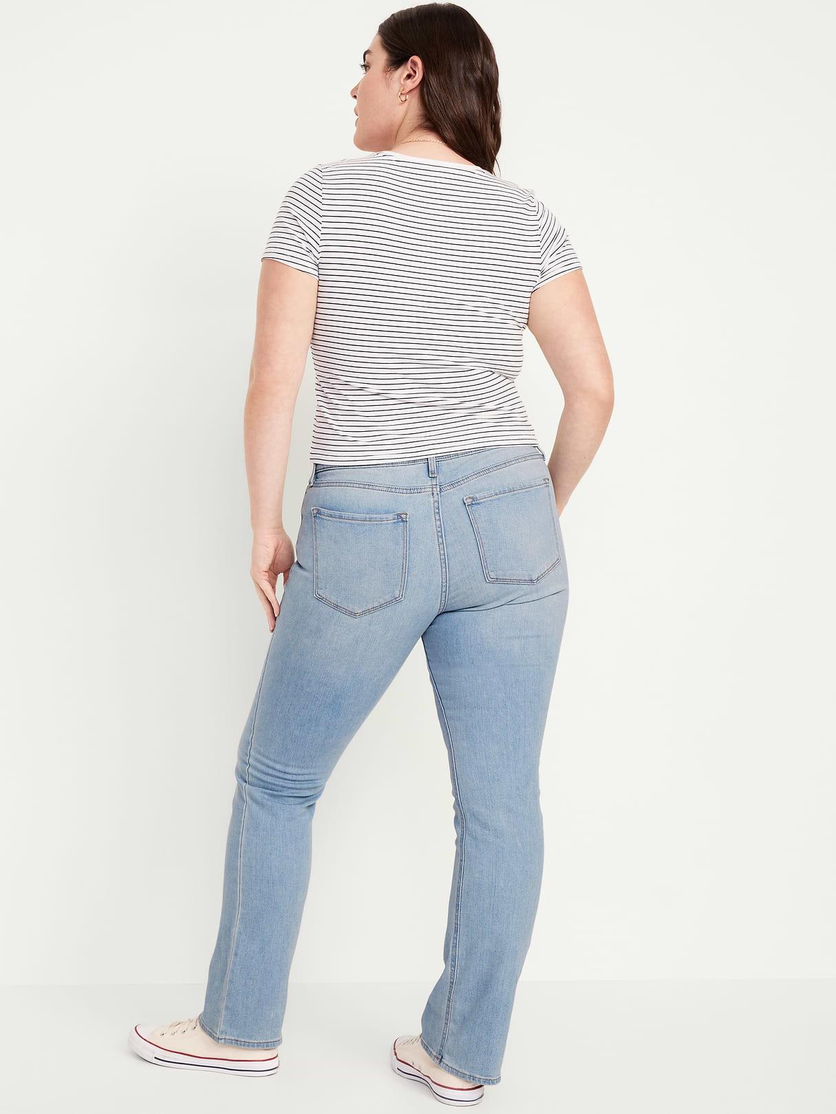 Mid-Rise Wow Boot-Cut Jeans - Light Wash