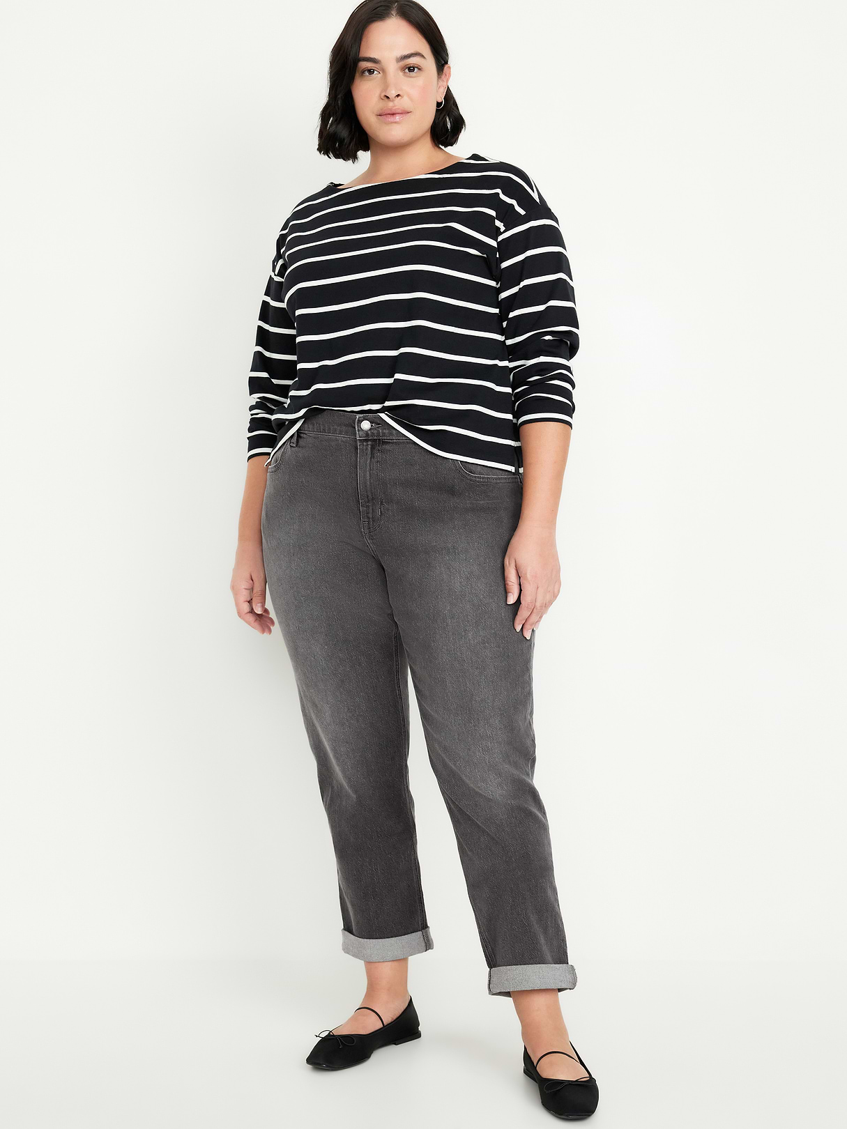 Mid-Rise Wow Boyfriend Straight Jeans - Faded Black