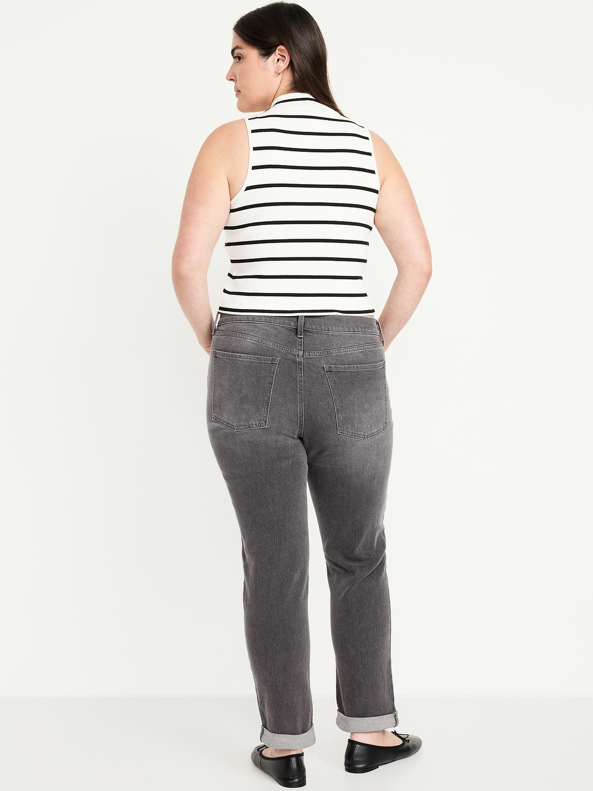 Mid-Rise Wow Boyfriend Straight Jeans - Faded Black