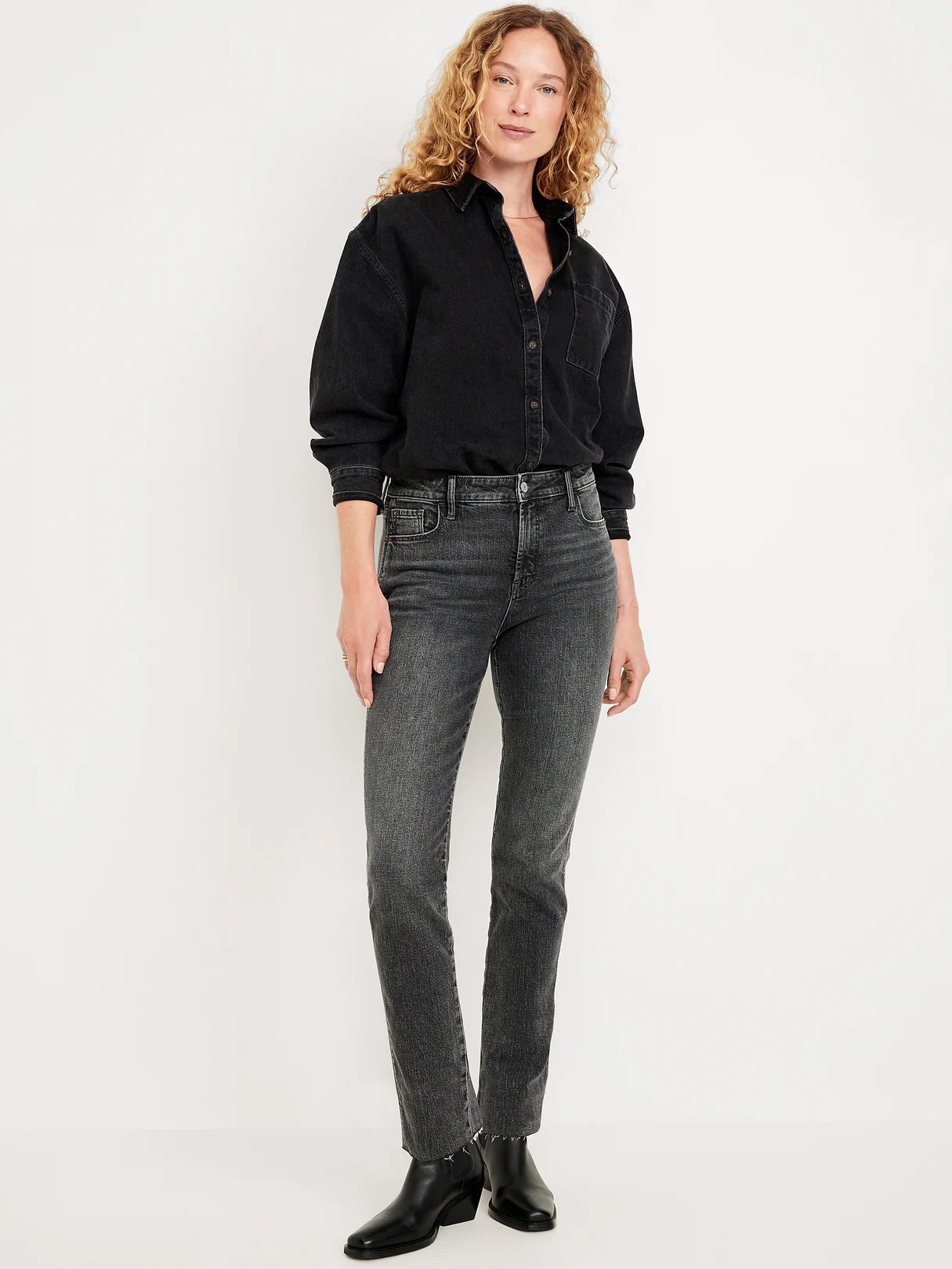 High-Waisted Vintage Slim Jeans - Faded Black Wash