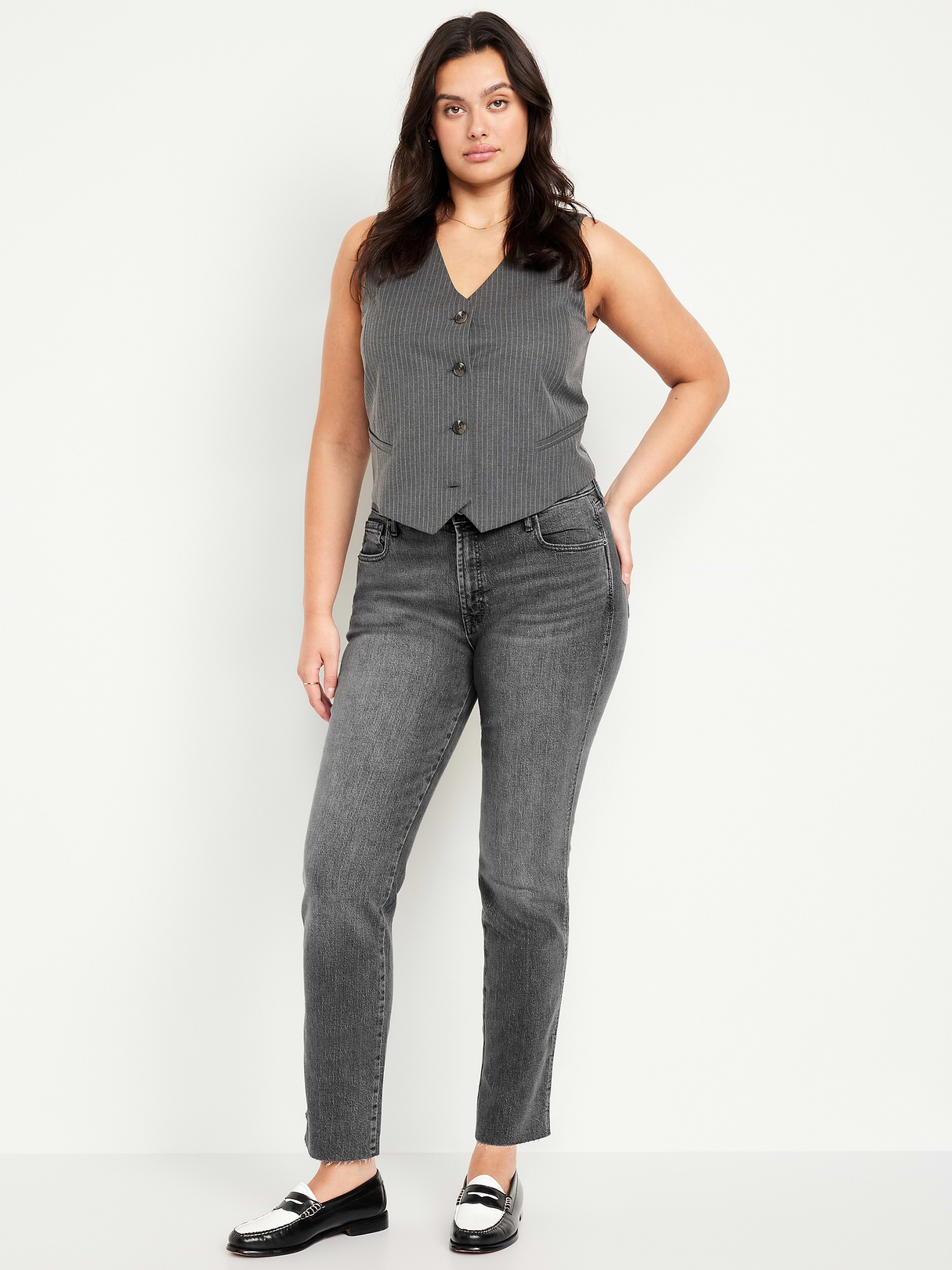 High-Waisted Vintage Slim Jeans - Faded Black Wash